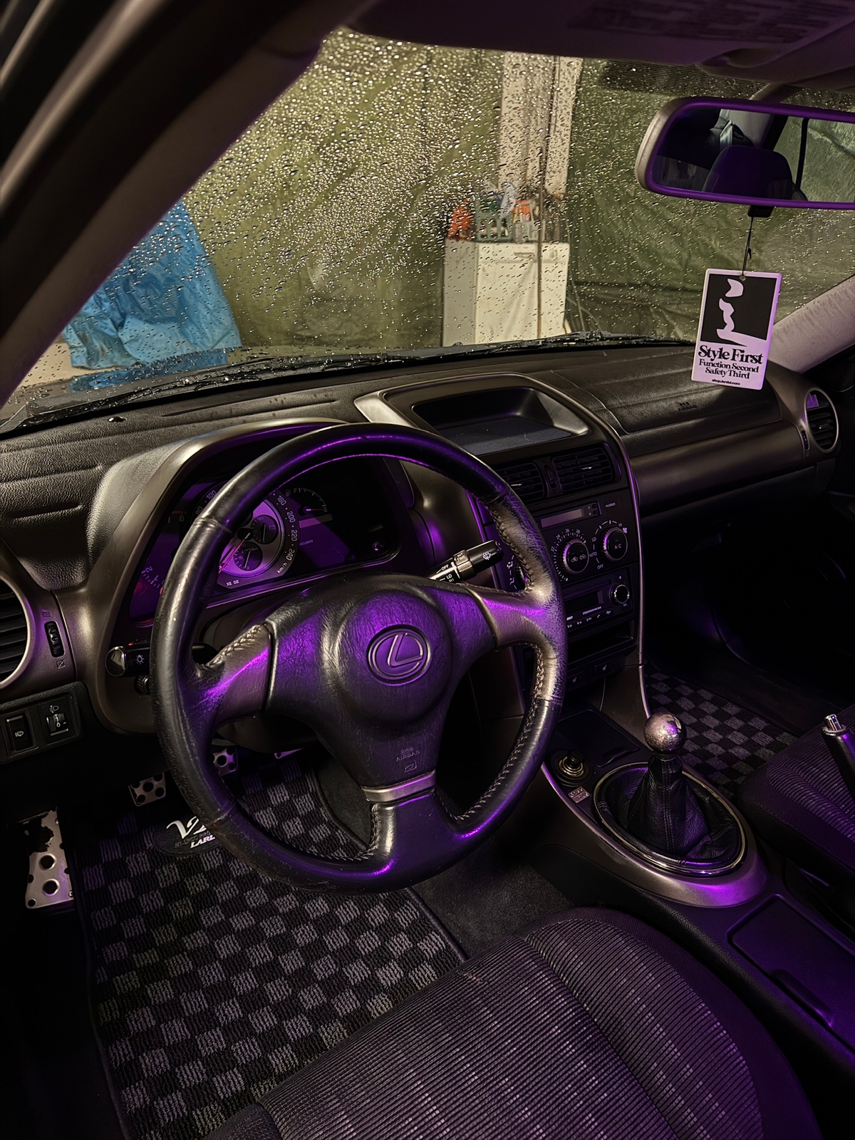 Lexus IS 200 2000, photo 4/7