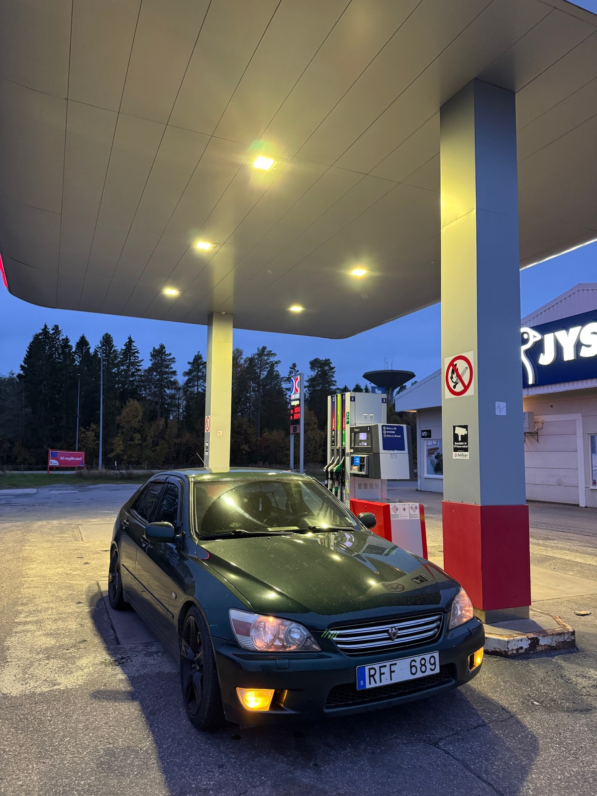 Lexus IS 200 2000, photo 7/7