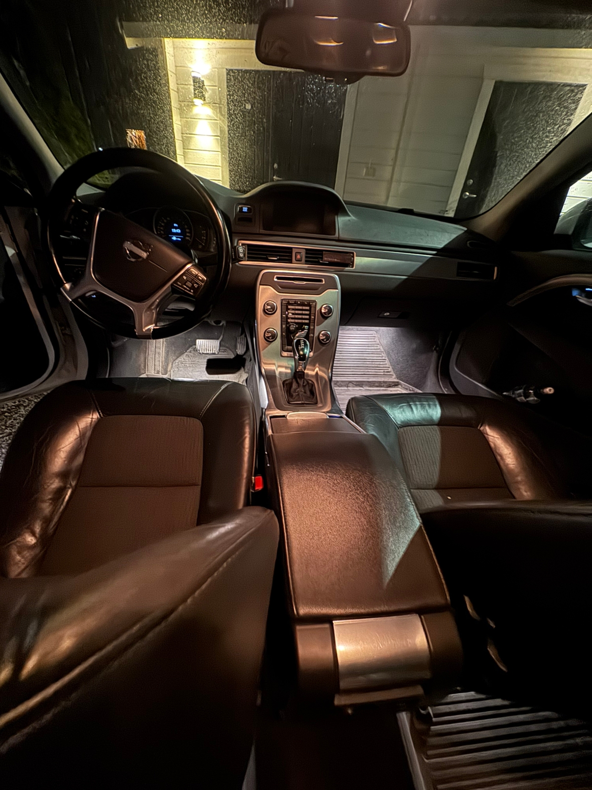 Volvo V70 D4 2014, photo 3/3