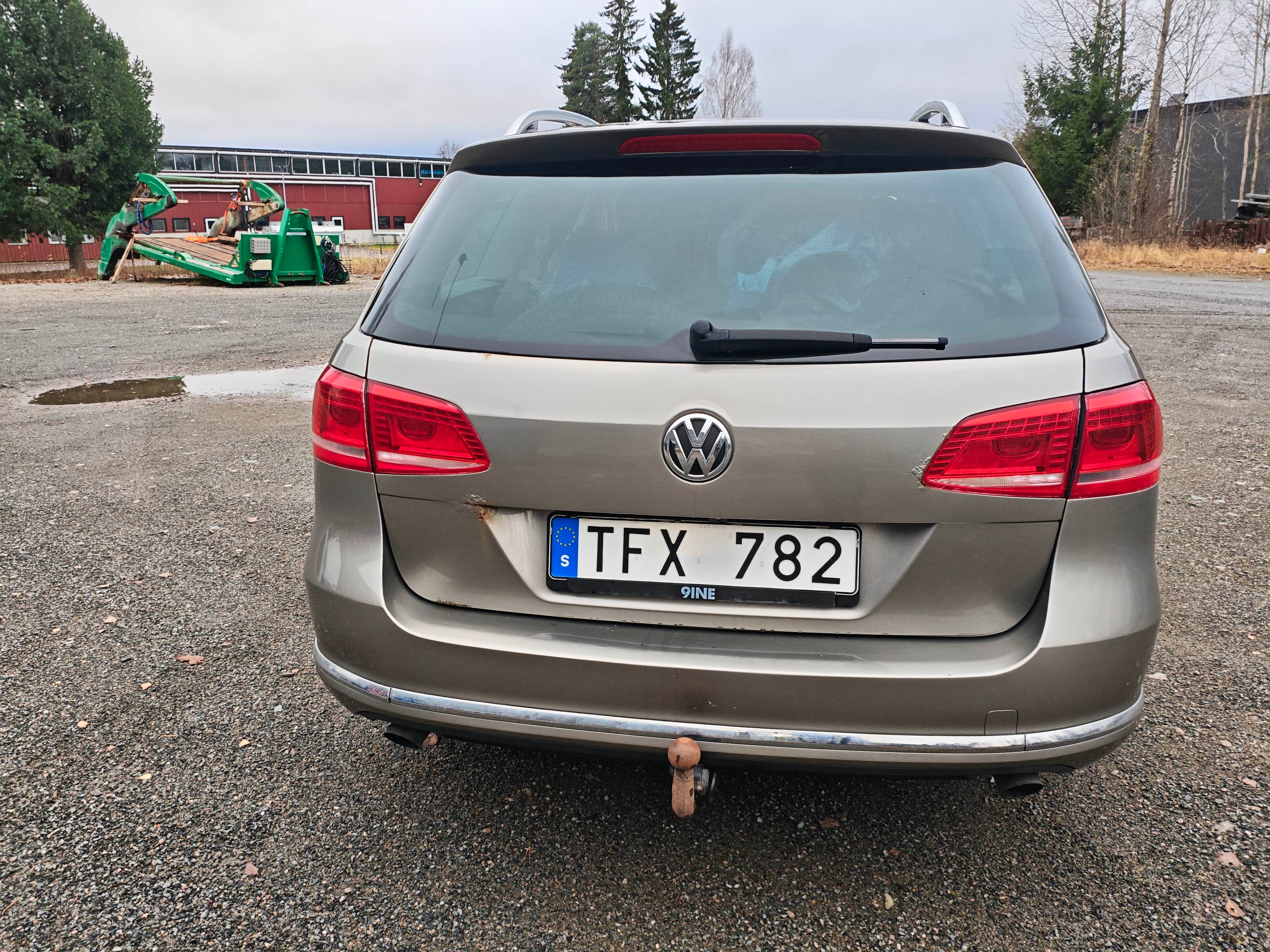 Volkswagen Passat 2.0 TDI 2012, bild 2/10