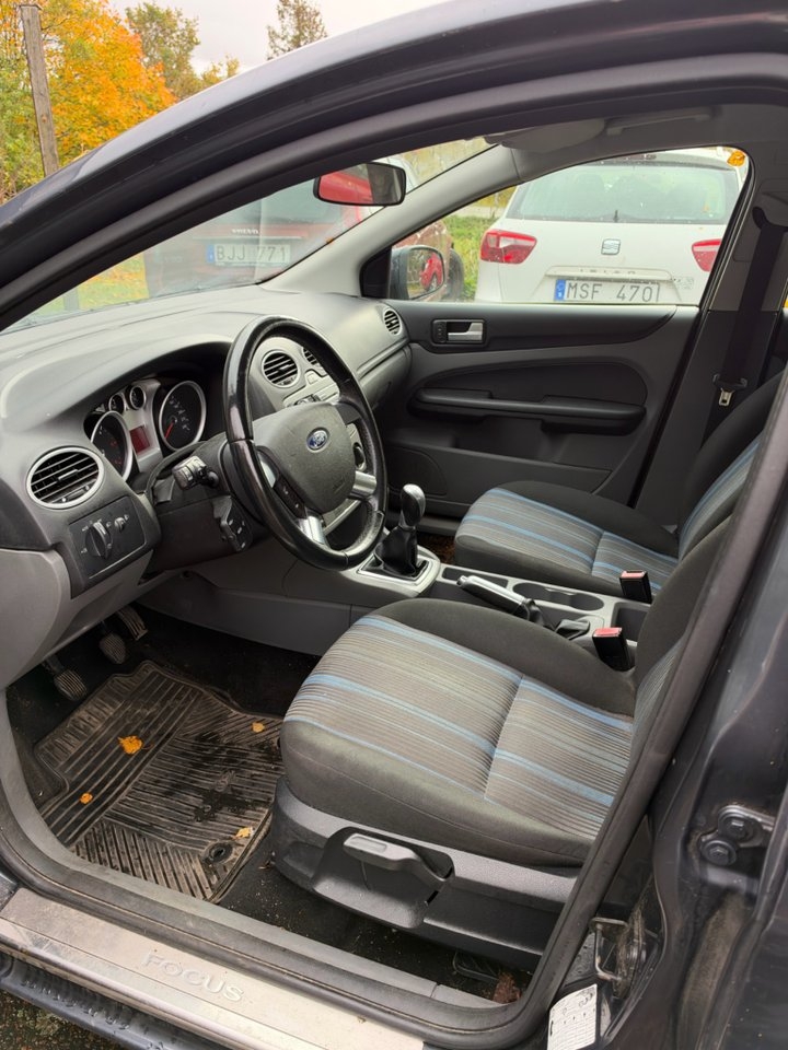Ford Focus Trend 2010, bild 6/7