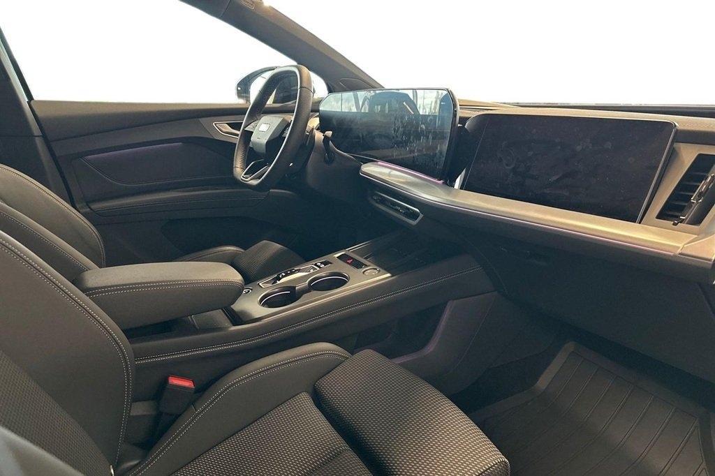 Audi Q4 e-tron S line 2027, bild 6/10