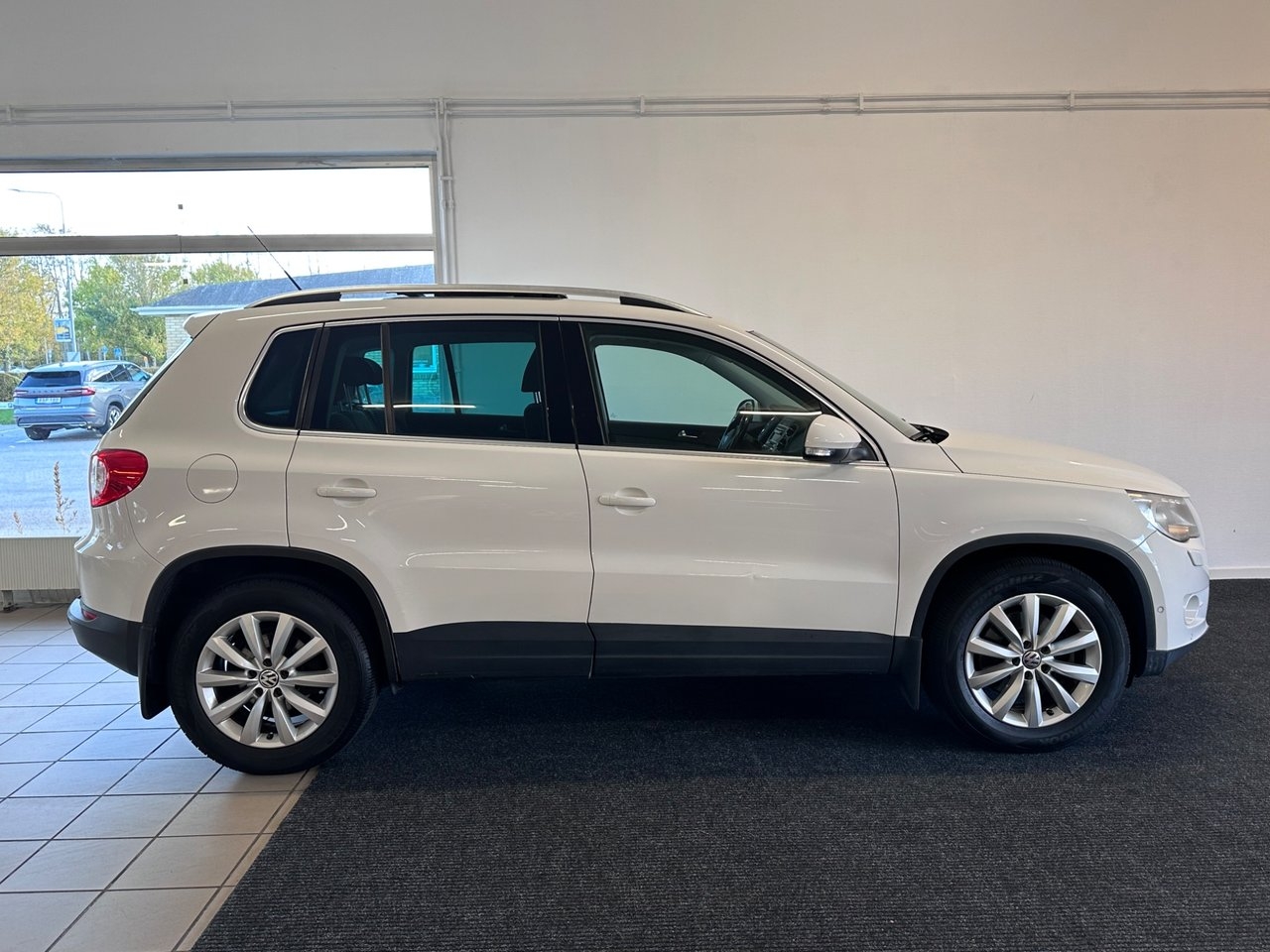 Volkswagen Tiguan 1.4 TSI Sport & Style 2011, bild 6/10