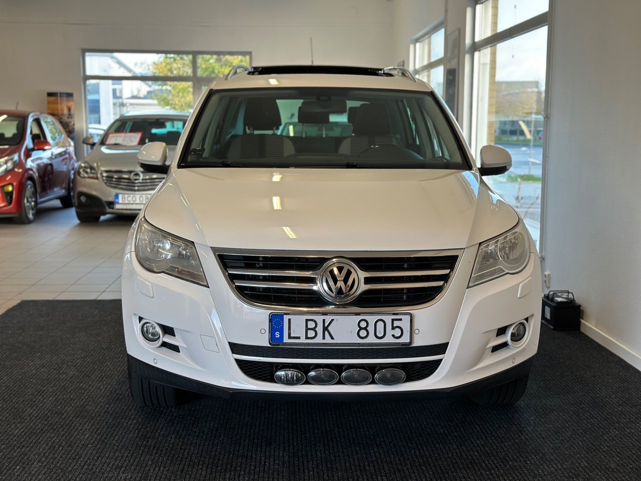 Volkswagen Tiguan 1.4 TSI Sport & Style 2011, bild 2/10