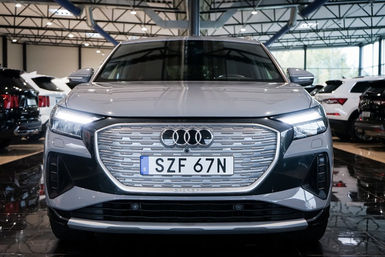 Audi Q4 e-tron 40 2023, bild 2/10