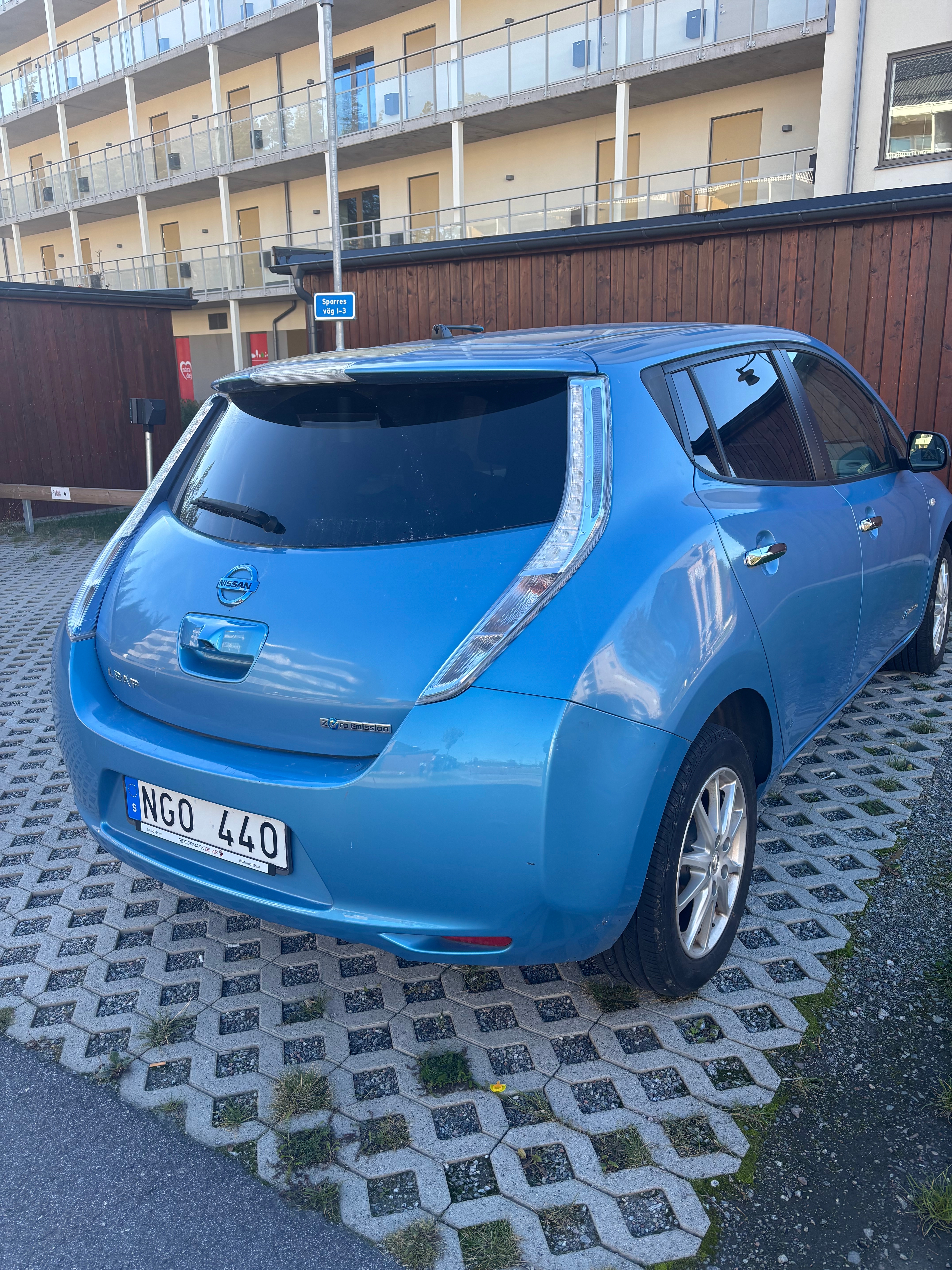 Nissan Leaf 24 kWh 2012, bild 3/8