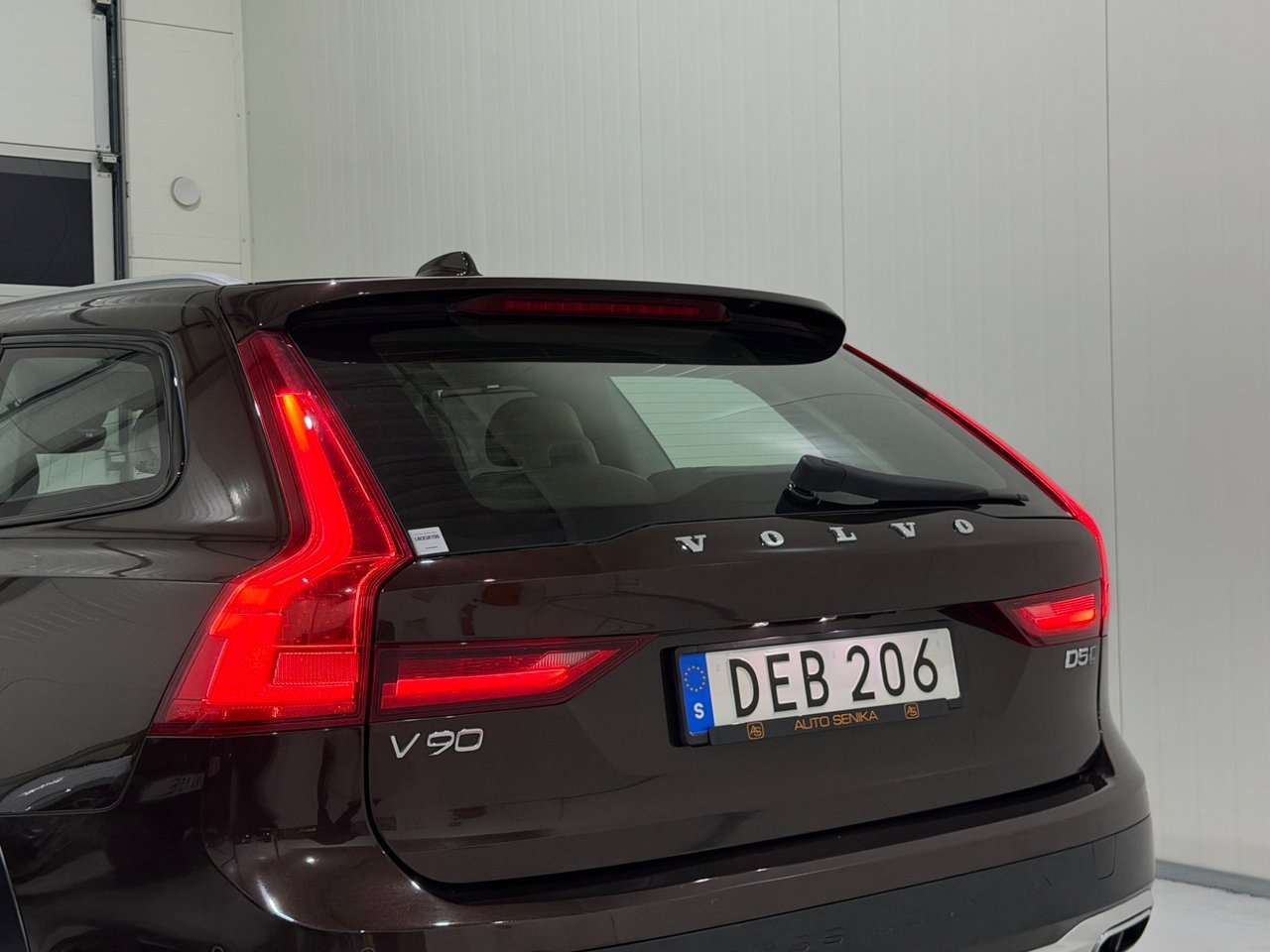 Volvo V90 Cross Country D5 2017, bild 3/10