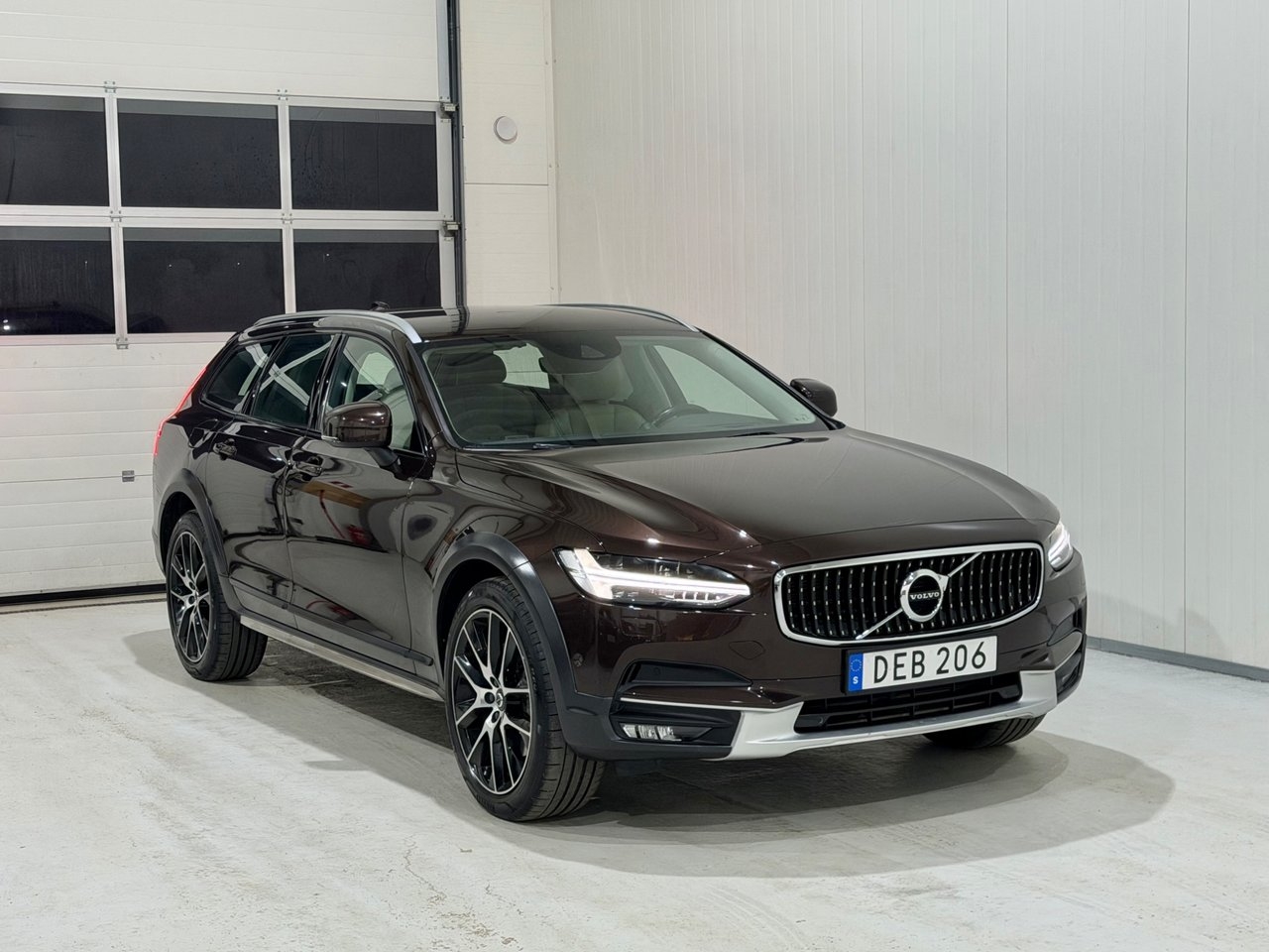 Volvo V90 Cross Country D5 2017, bild 6/10