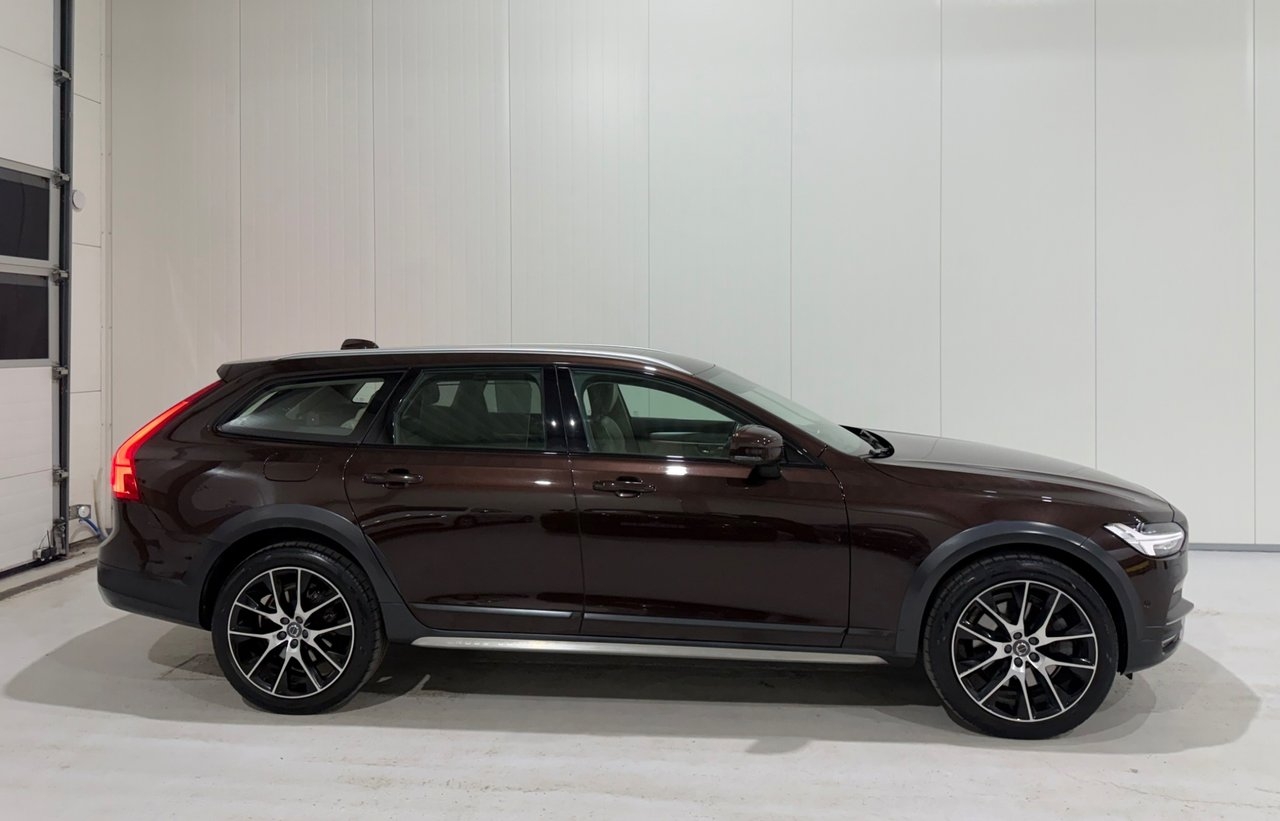 Volvo V90 Cross Country D5 2017, bild 5/10