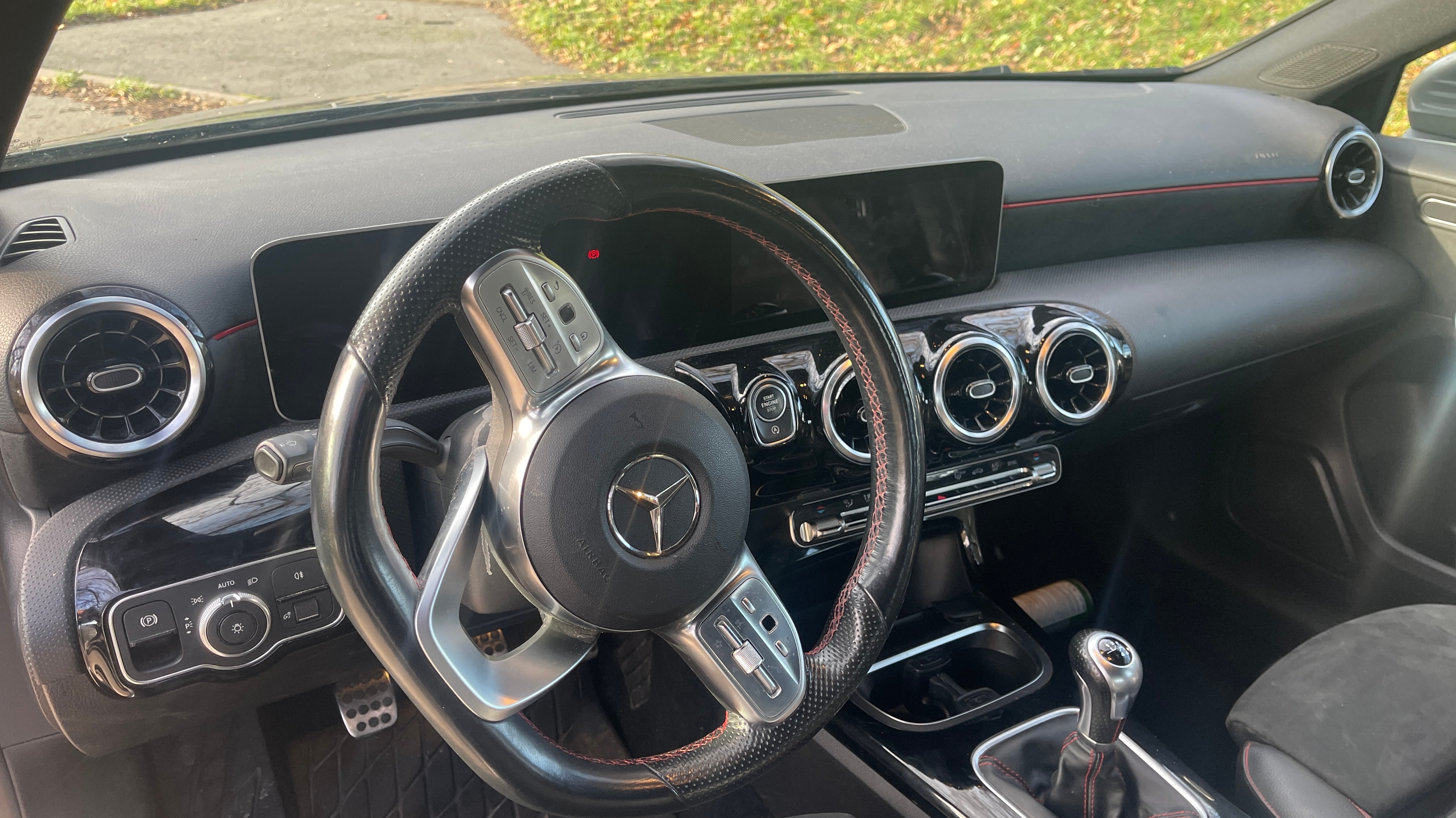 Mercedes-Benz A 180 d 2020, bild 6/6