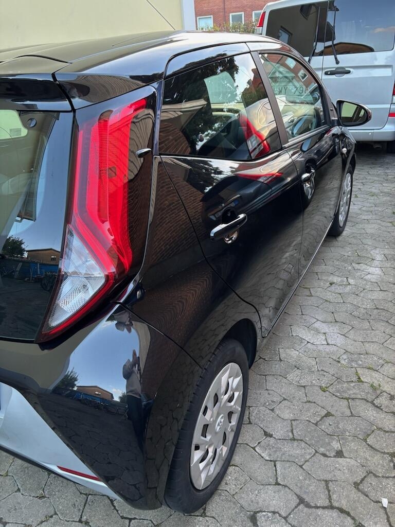 Toyota Aygo 2019, bild 2/9