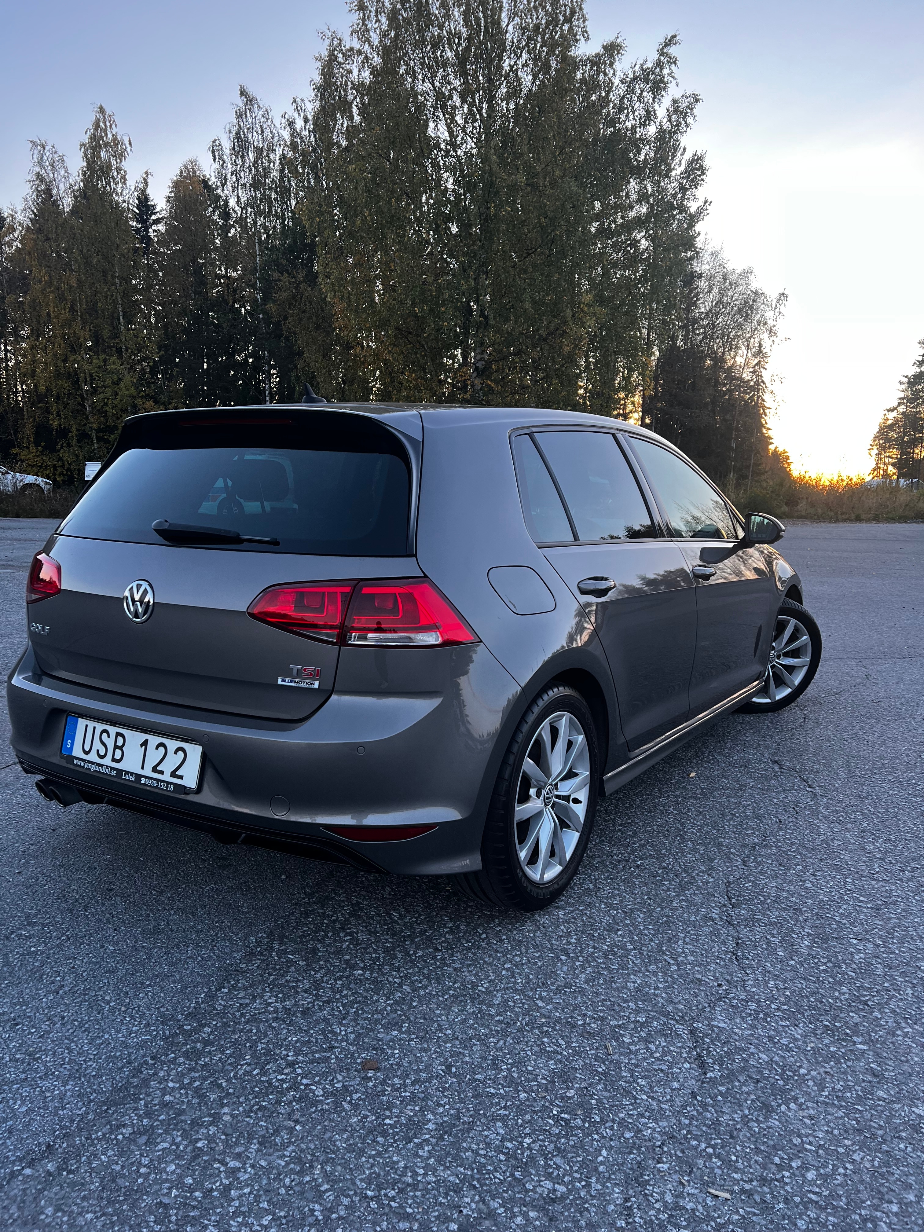 Volkswagen Golf 1.4 TSI R-Line 2017, bild 4/10