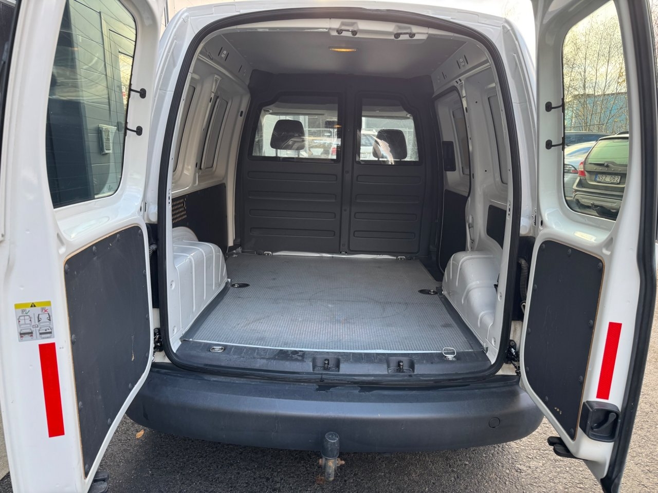Volkswagen Caddy 1.6 TDI 2015, photo 9/10