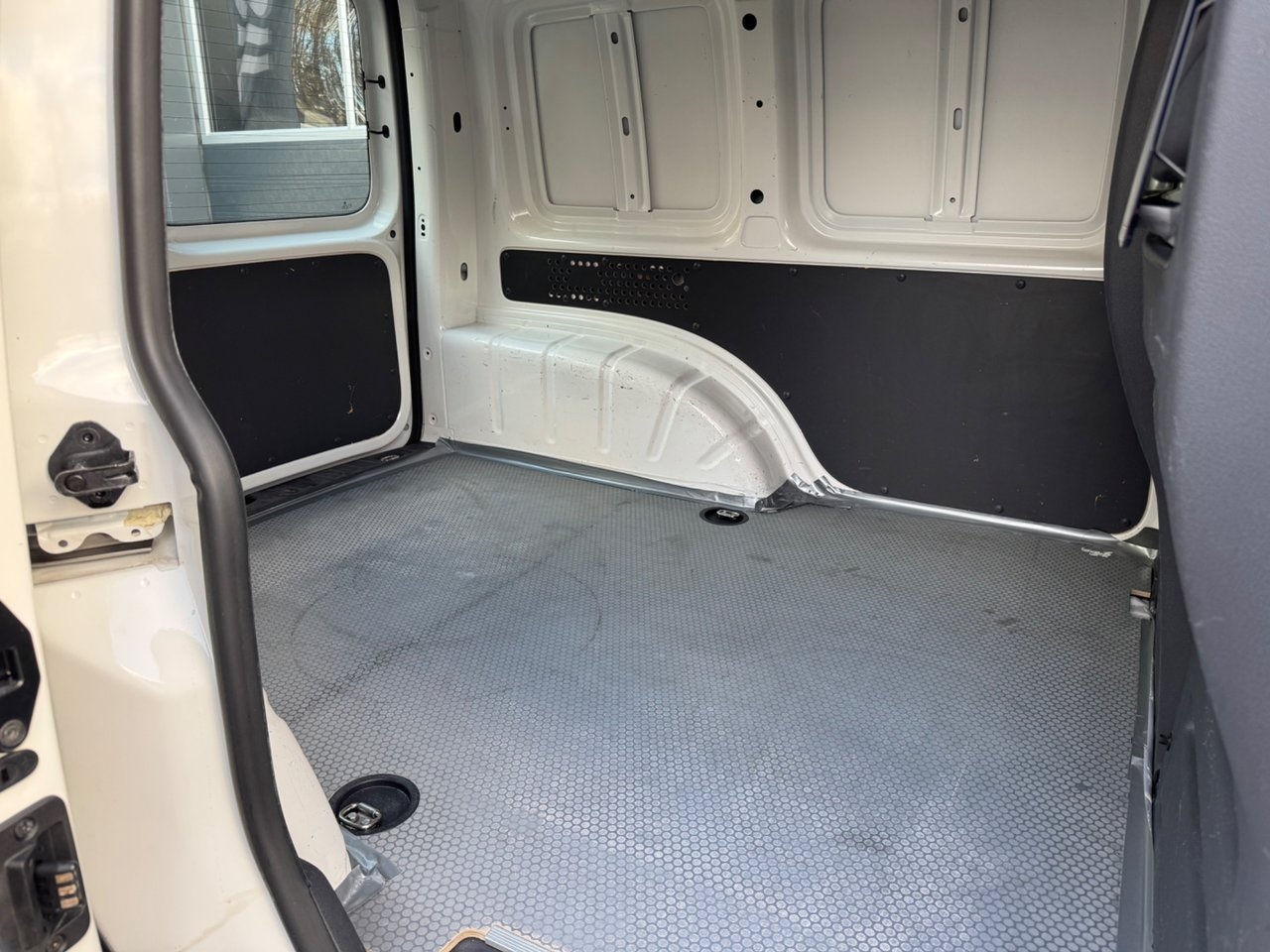 Volkswagen Caddy 1.6 TDI 2015, photo 10/10