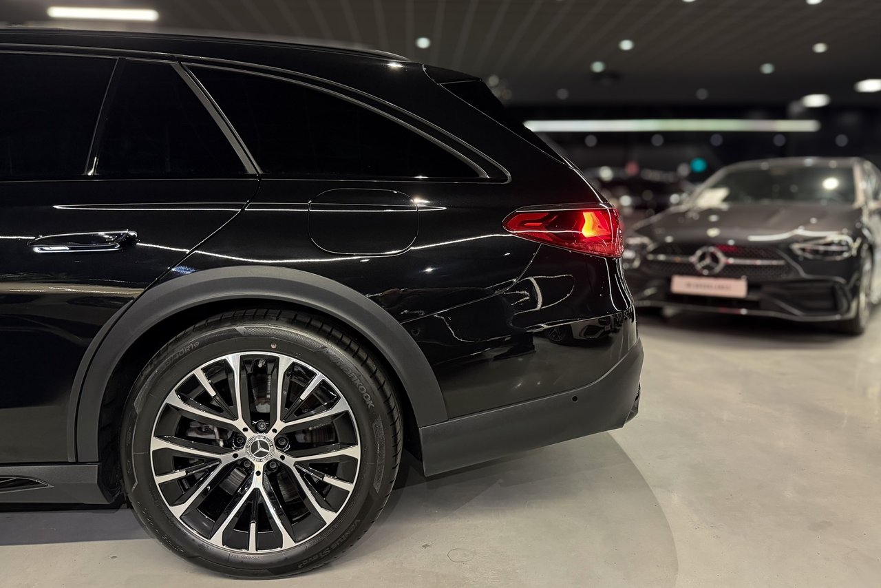 Mercedes-Benz E 300 de All-Terrain 2026, bild 7/10
