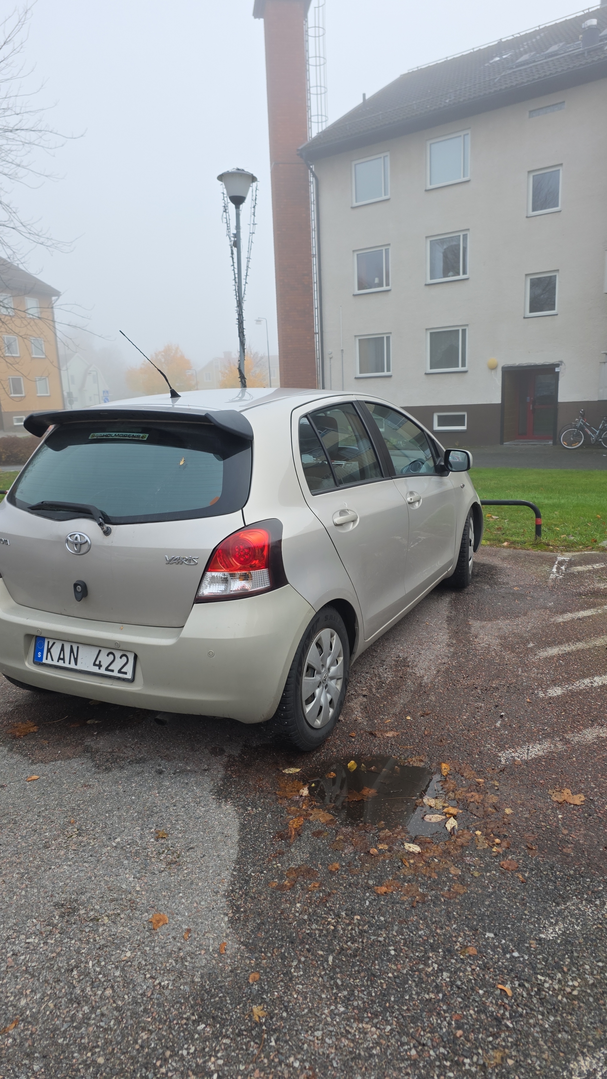 Toyota Yaris 1.33 2009, bild 4/5