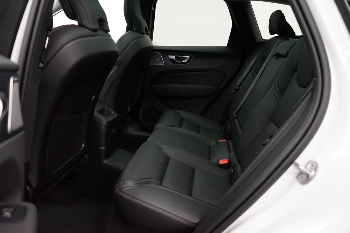 Volvo XC60 T6 Plus Dark Nordic 2026, bild 7/10