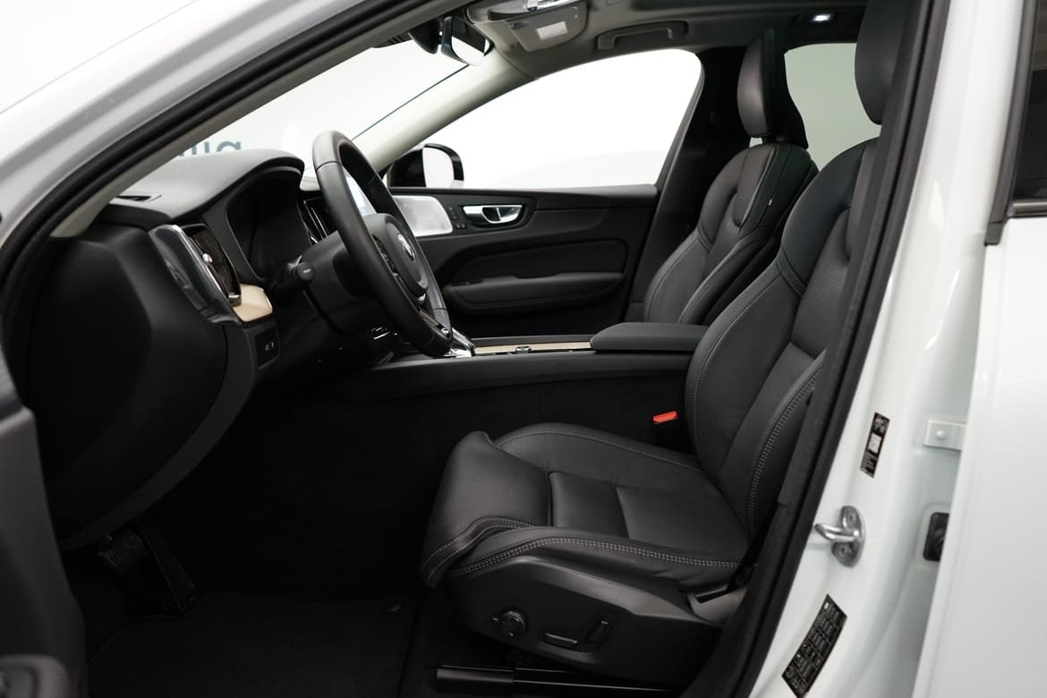 Volvo XC60 T6 Plus Dark Nordic 2026, bild 5/10