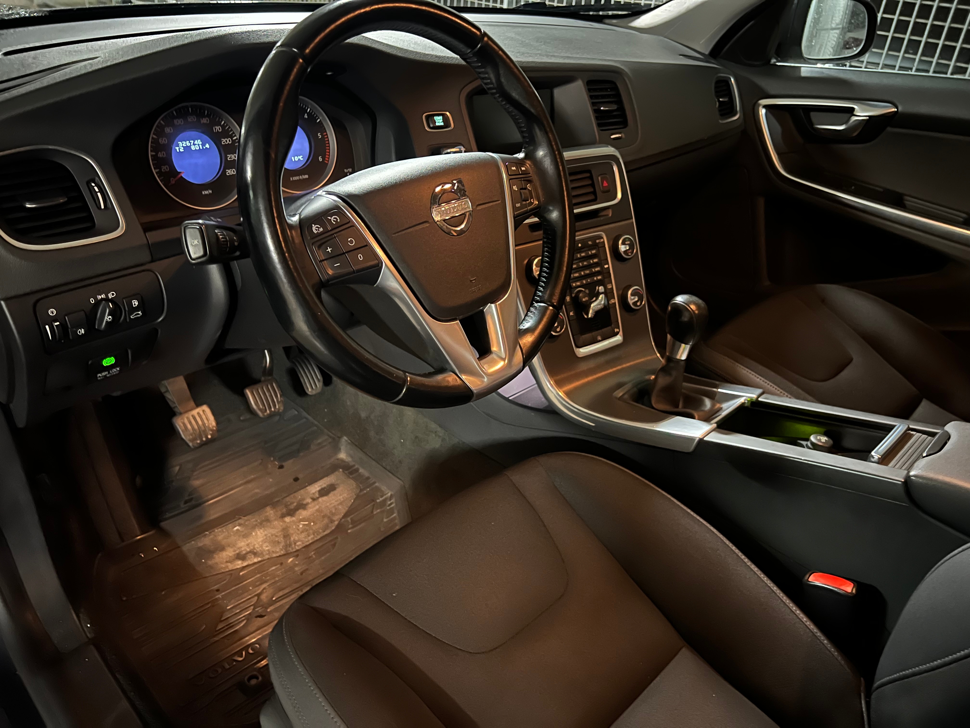 Volvo V60 D2 2013, bild 3/6