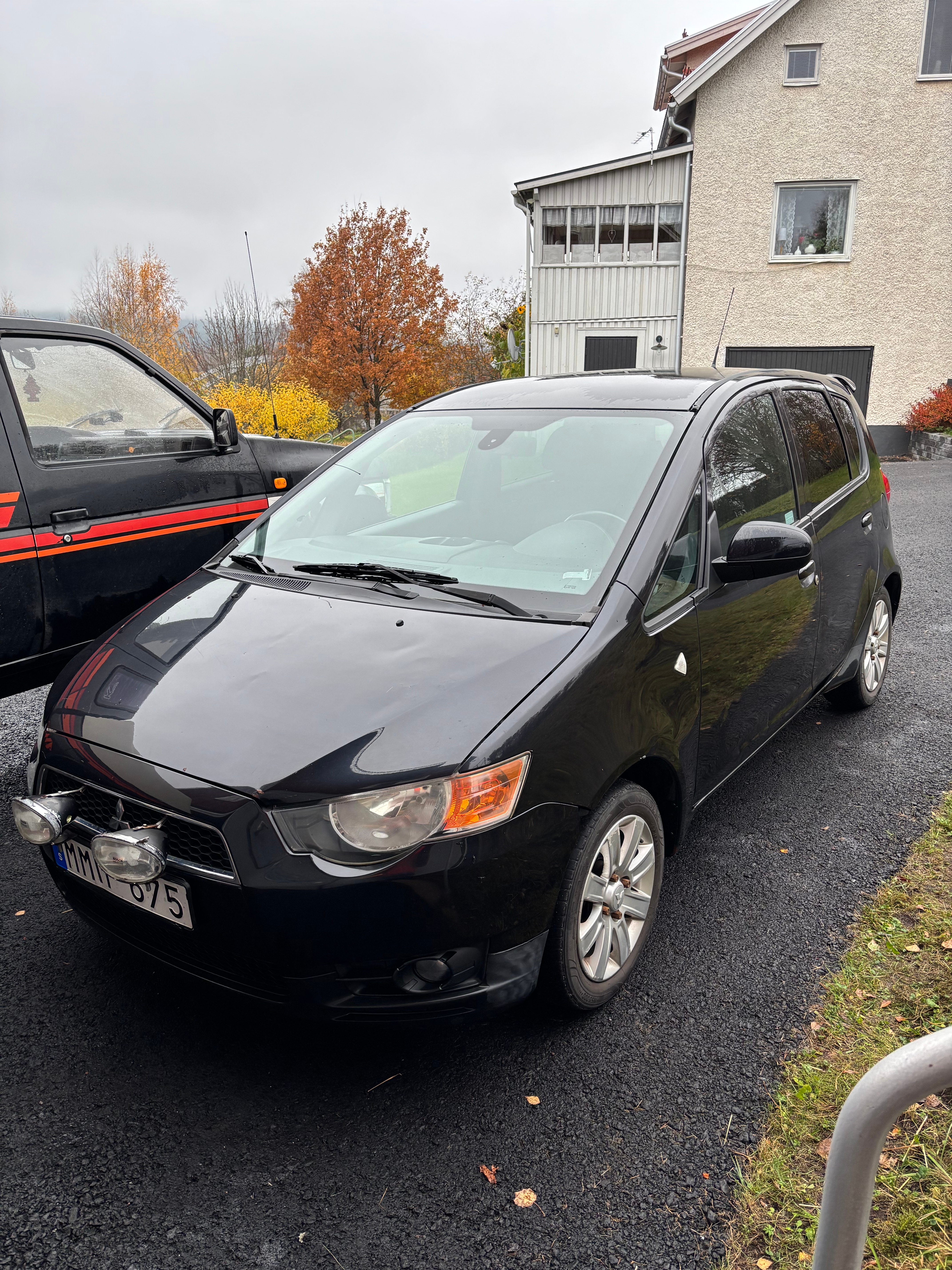 Mitsubishi Colt 1.3 2013, bild 2/5