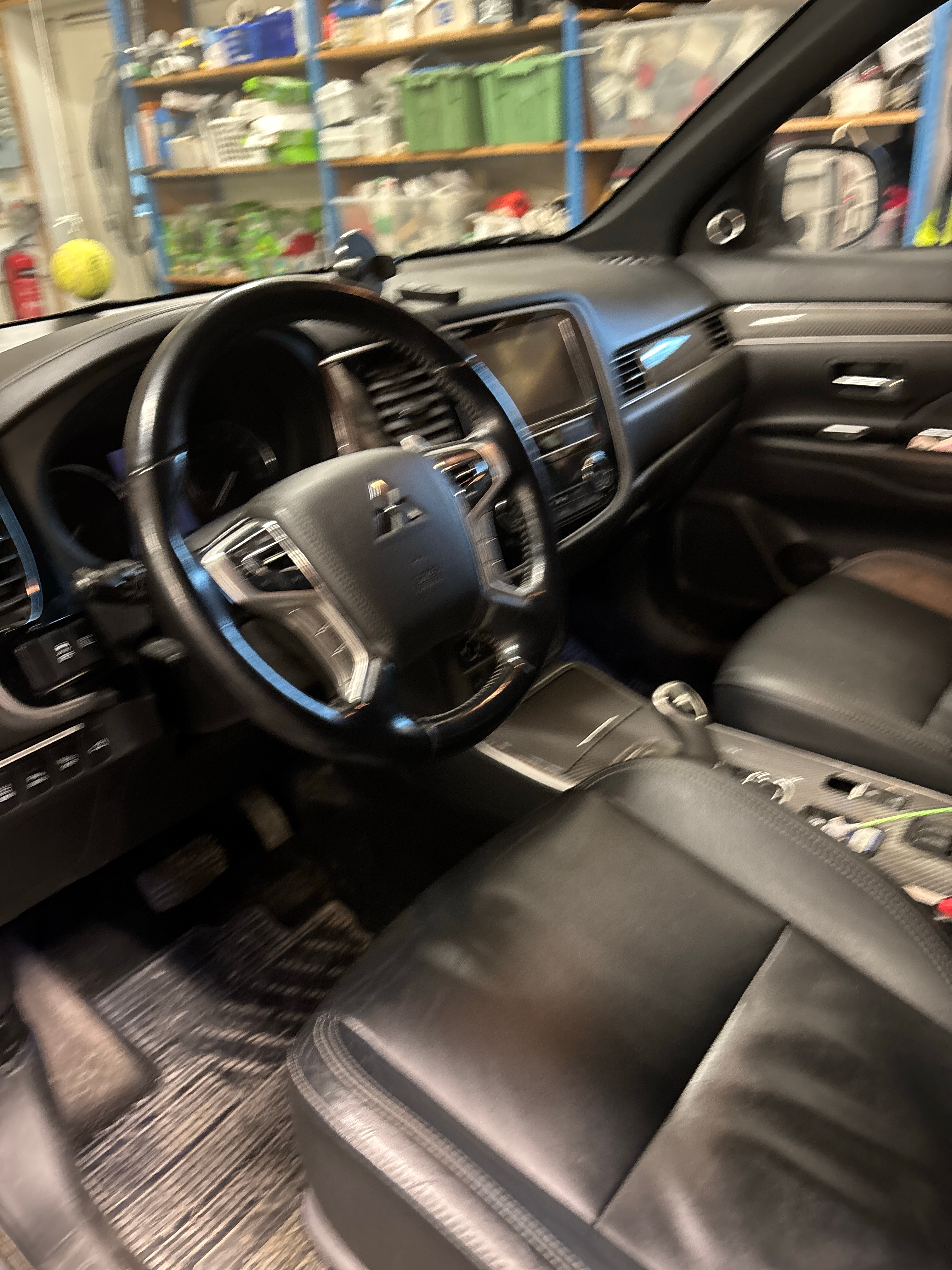 Mitsubishi Outlander 2.4 2019, bild 3/3