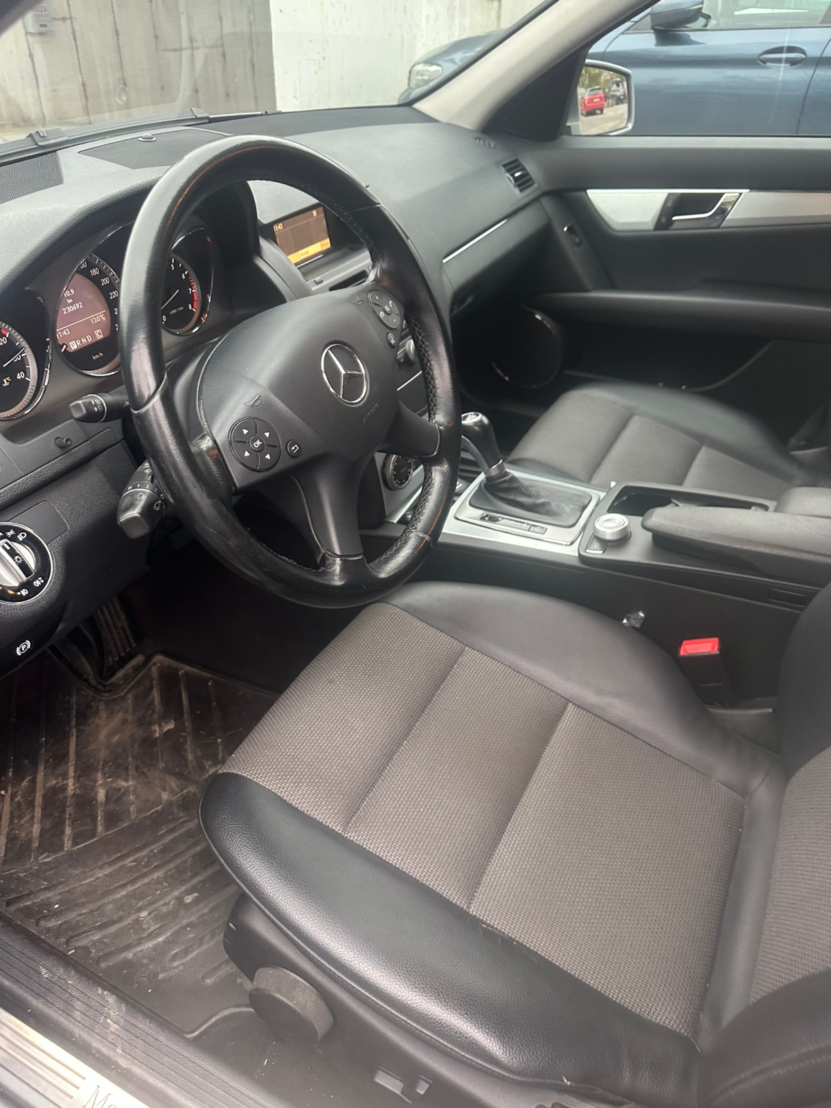 Mercedes-Benz C 180 Kompressor 2010, bild 4/8