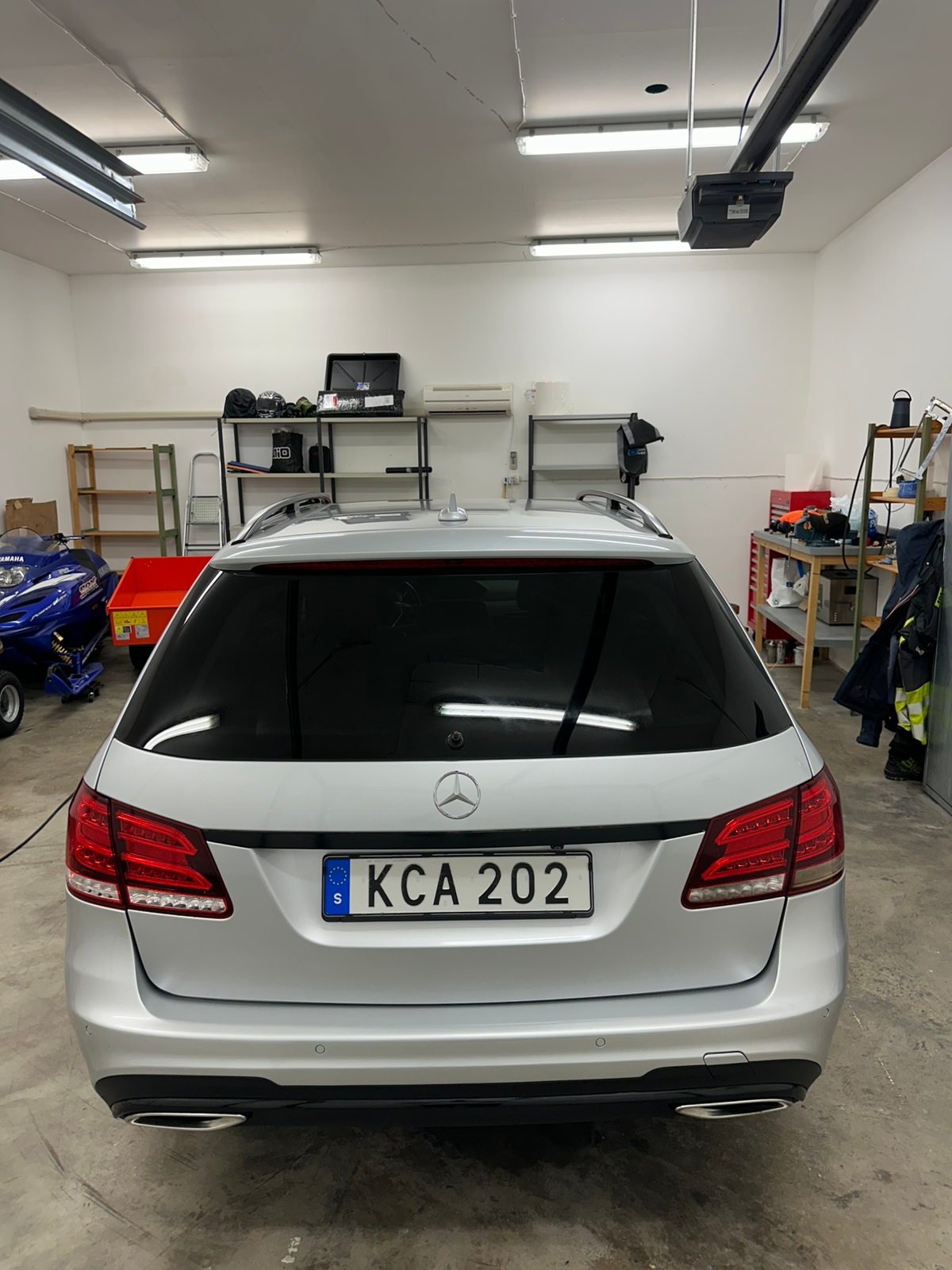 Mercedes-Benz E 220 BlueTEC 2016, bild 4/10