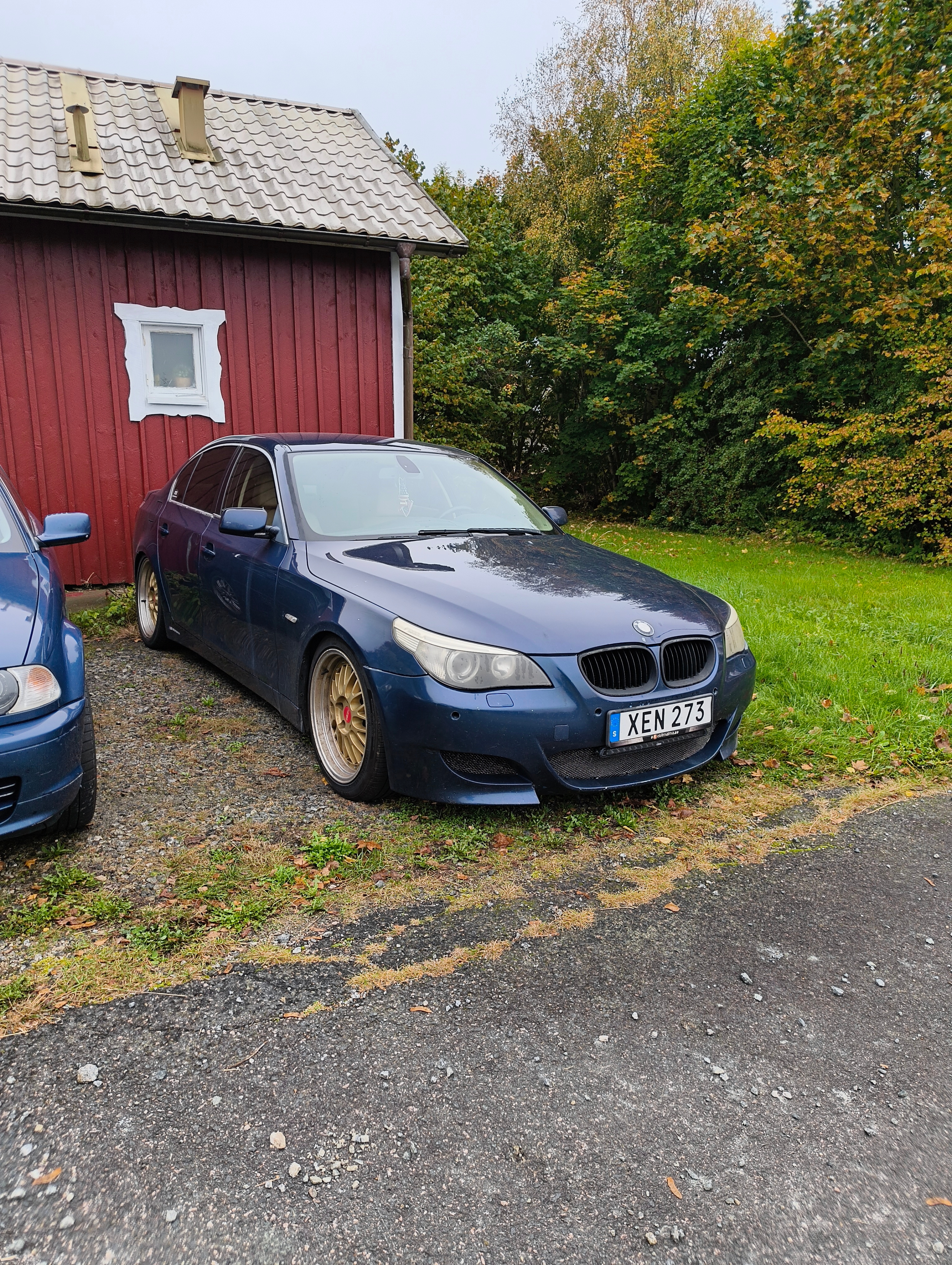 BMW 525i 2006, bild 2/6
