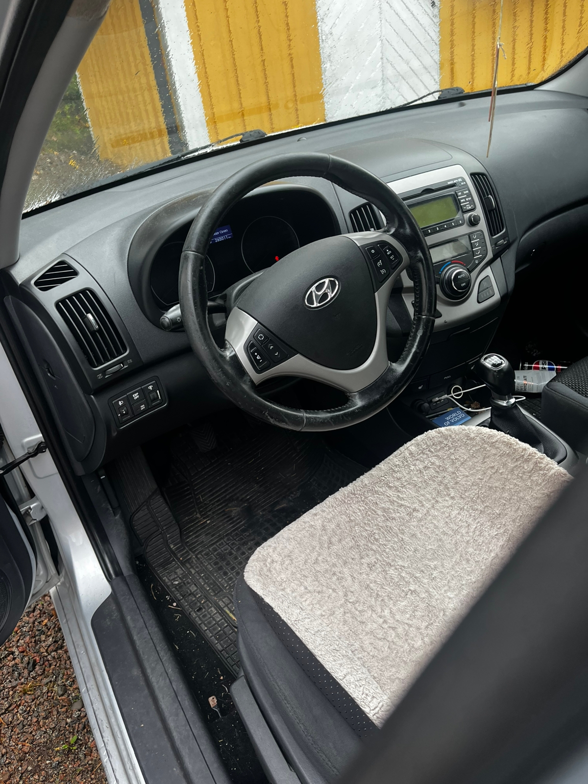 Hyundai i30 1.6 CRDi 2011, bild 3/3