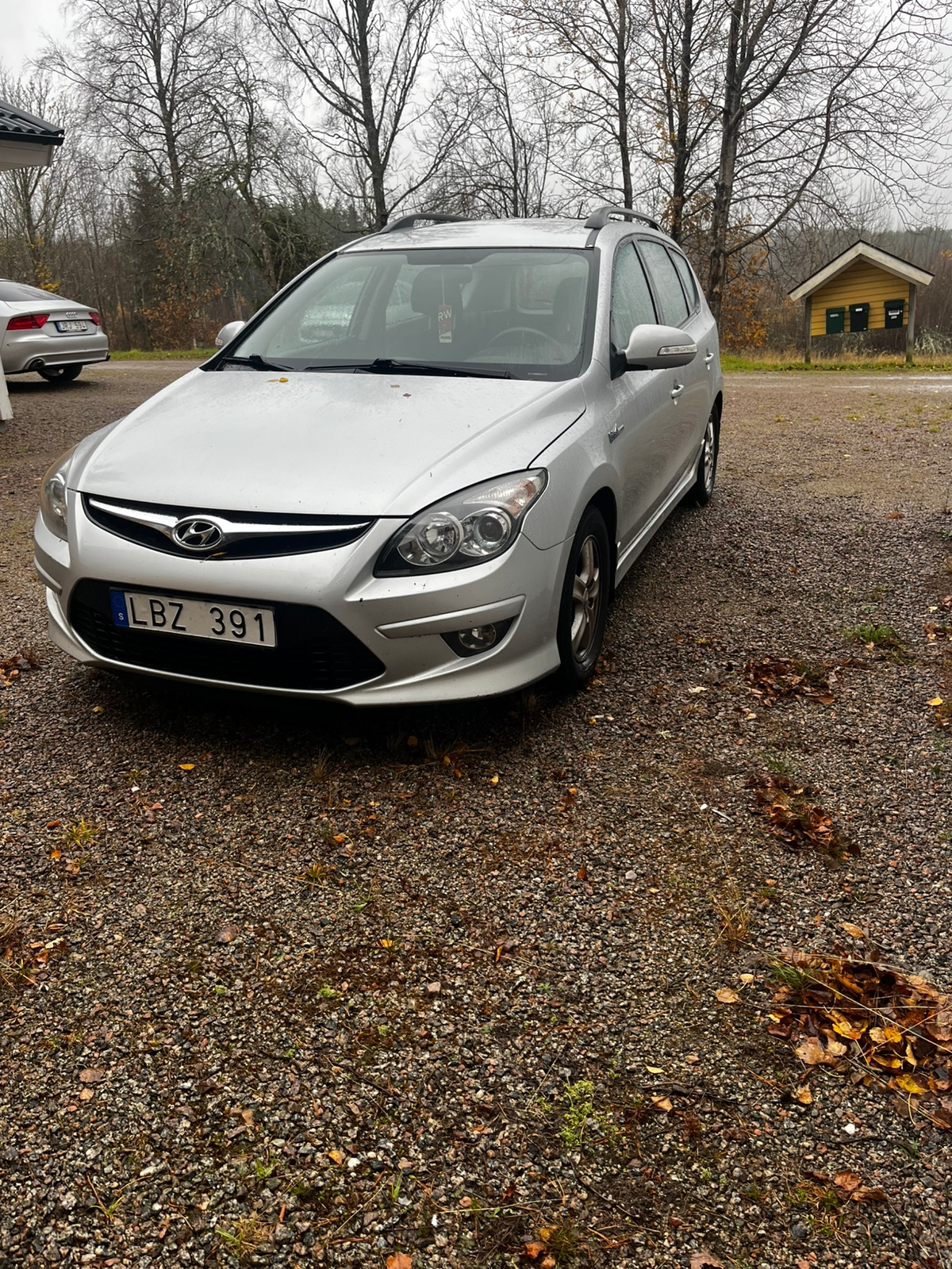 Hyundai i30 1.6 CRDi 2011, bild 2/3