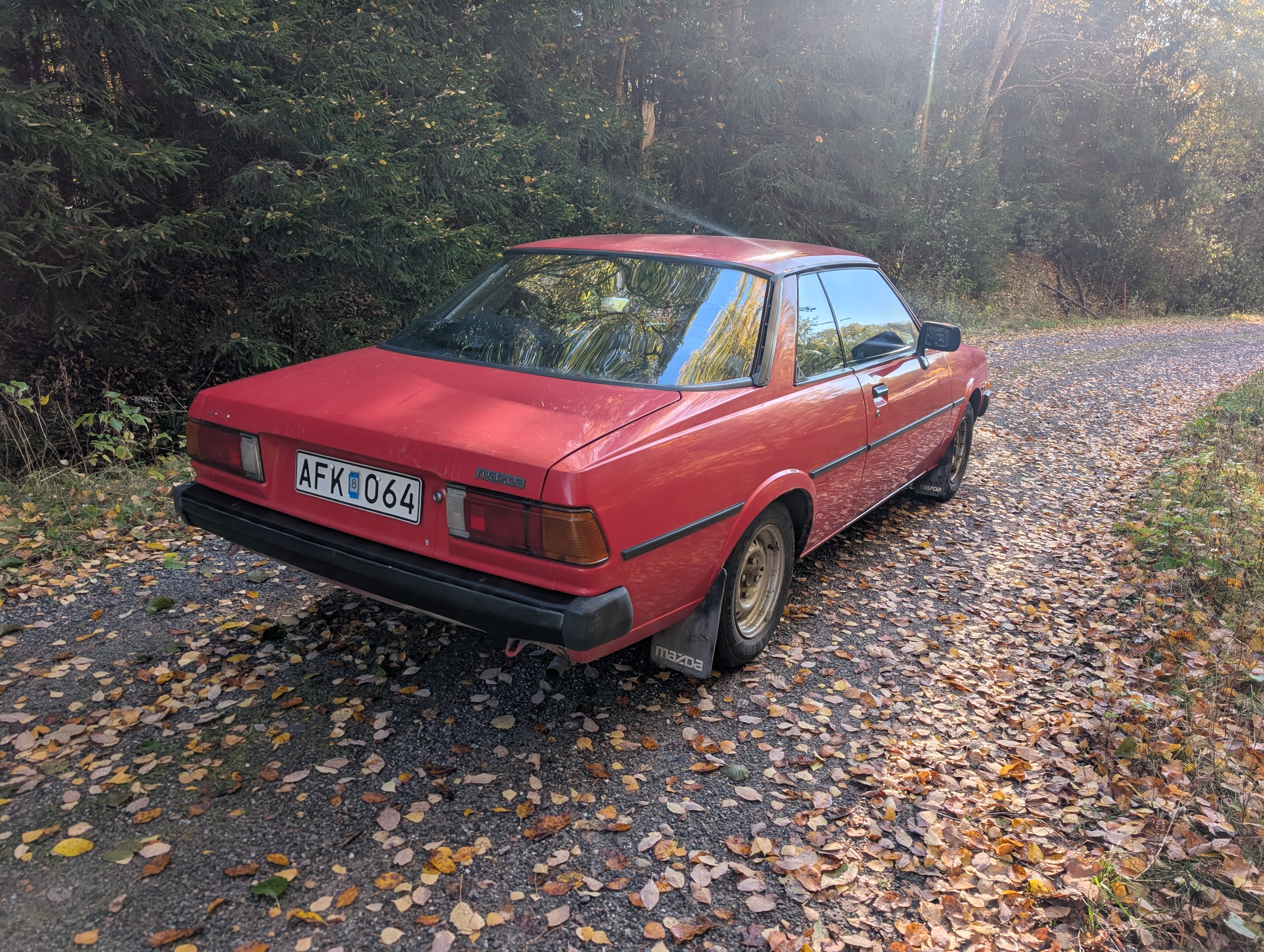 Mazda 626 2.0 1980, bild 2/10