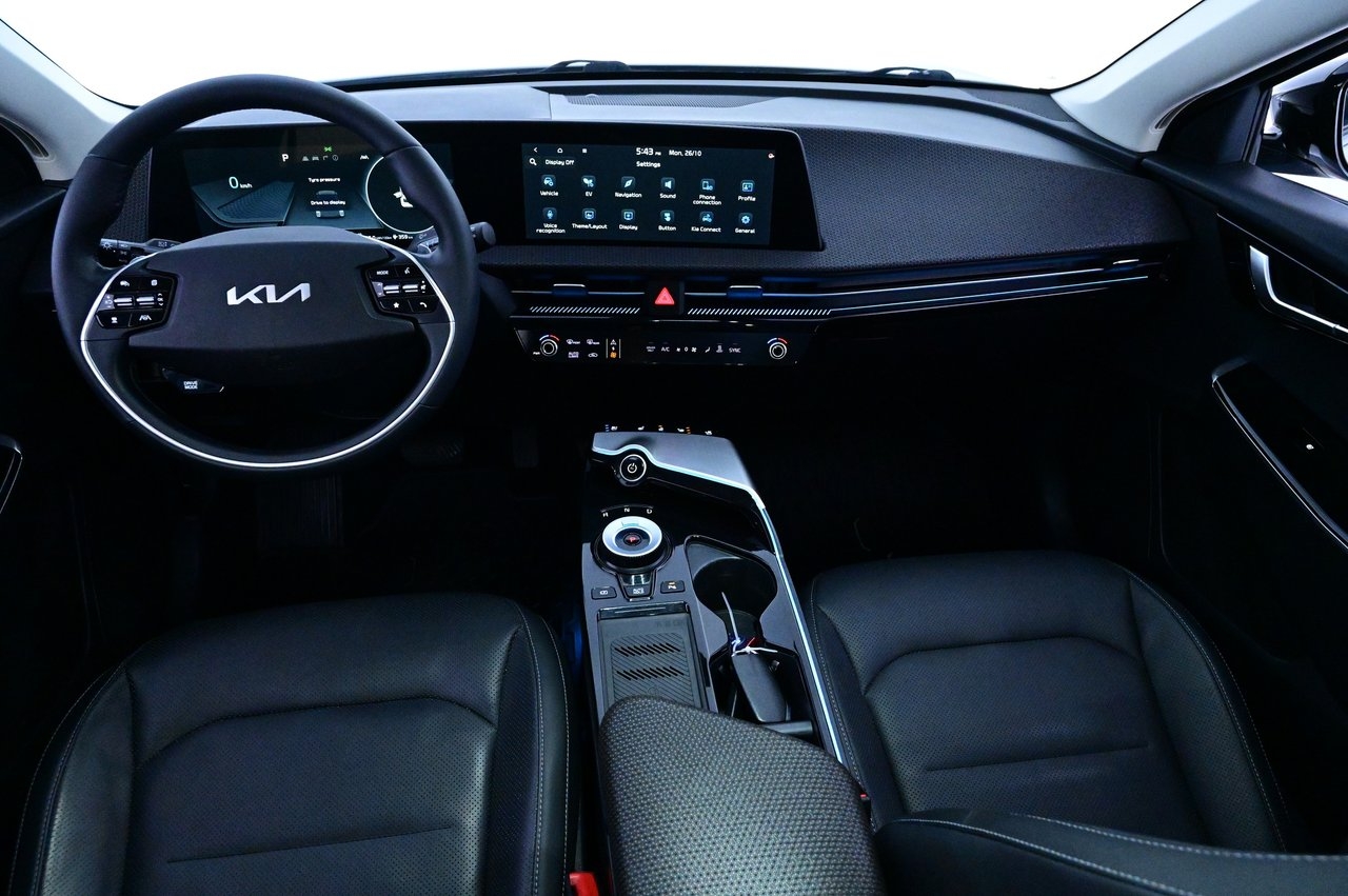 Kia EV6 2023, bild 6/10