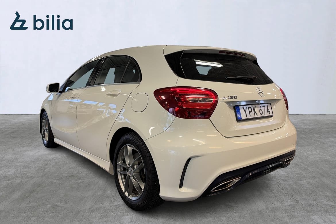 Mercedes-Benz A 180 AMG Styling 2018, bild 4/10