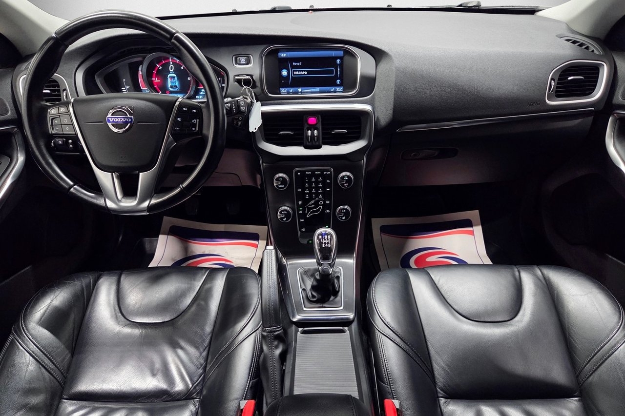 Volvo V40 D2 Summum 2013, bild 7/10
