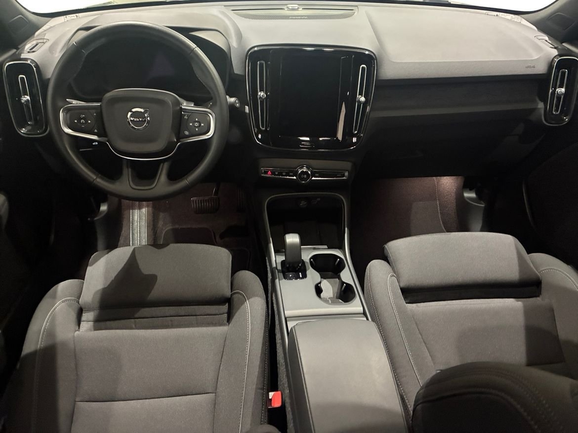 Volvo EX40 Extended Range 2025, bild 6/10