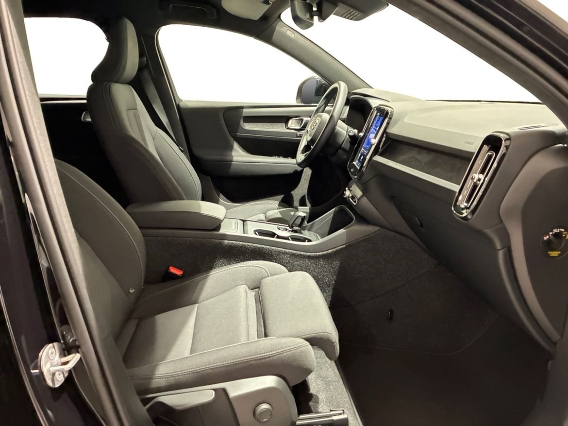 Volvo EX40 Extended Range 2025, kuva 5/10