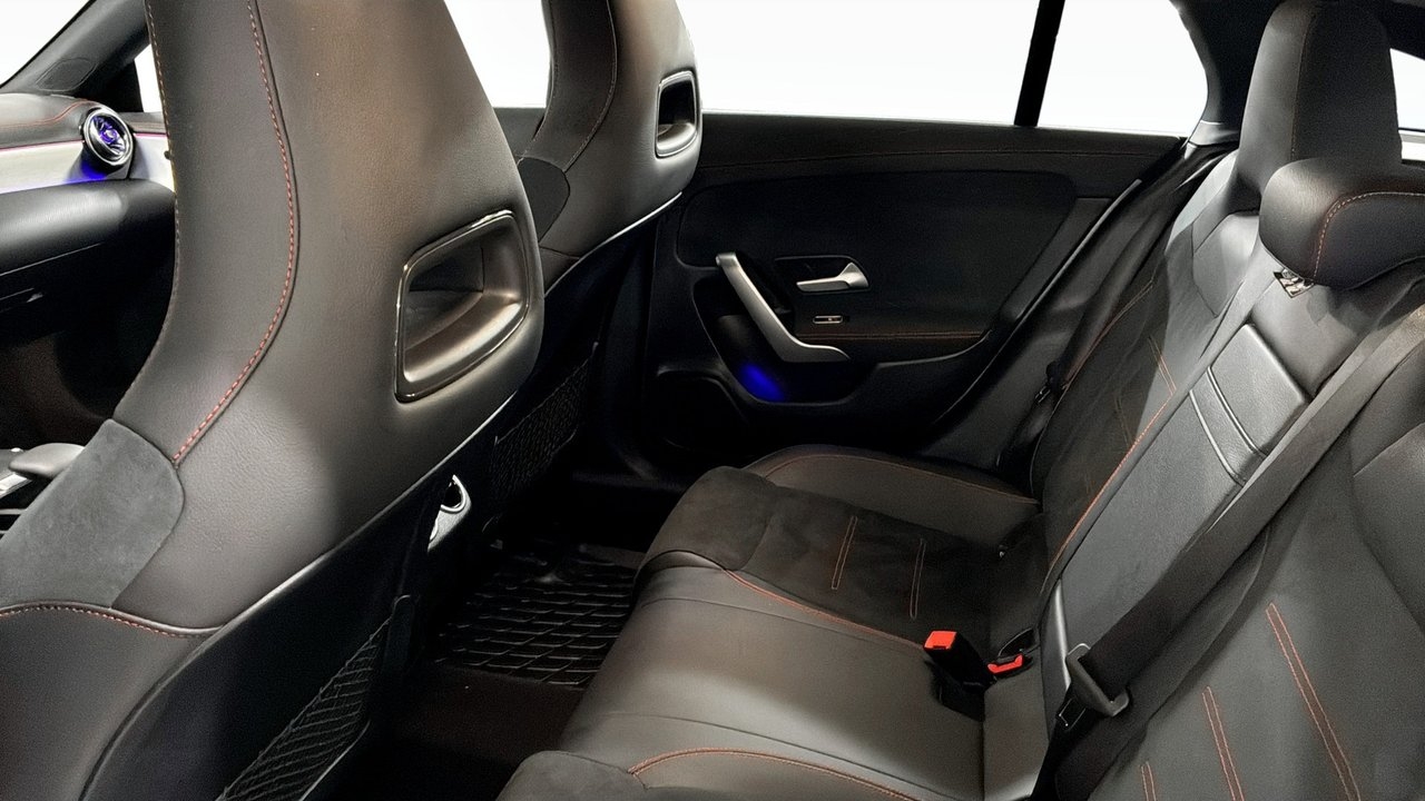 Mercedes-Benz CLA 200 2023, bild 5/9