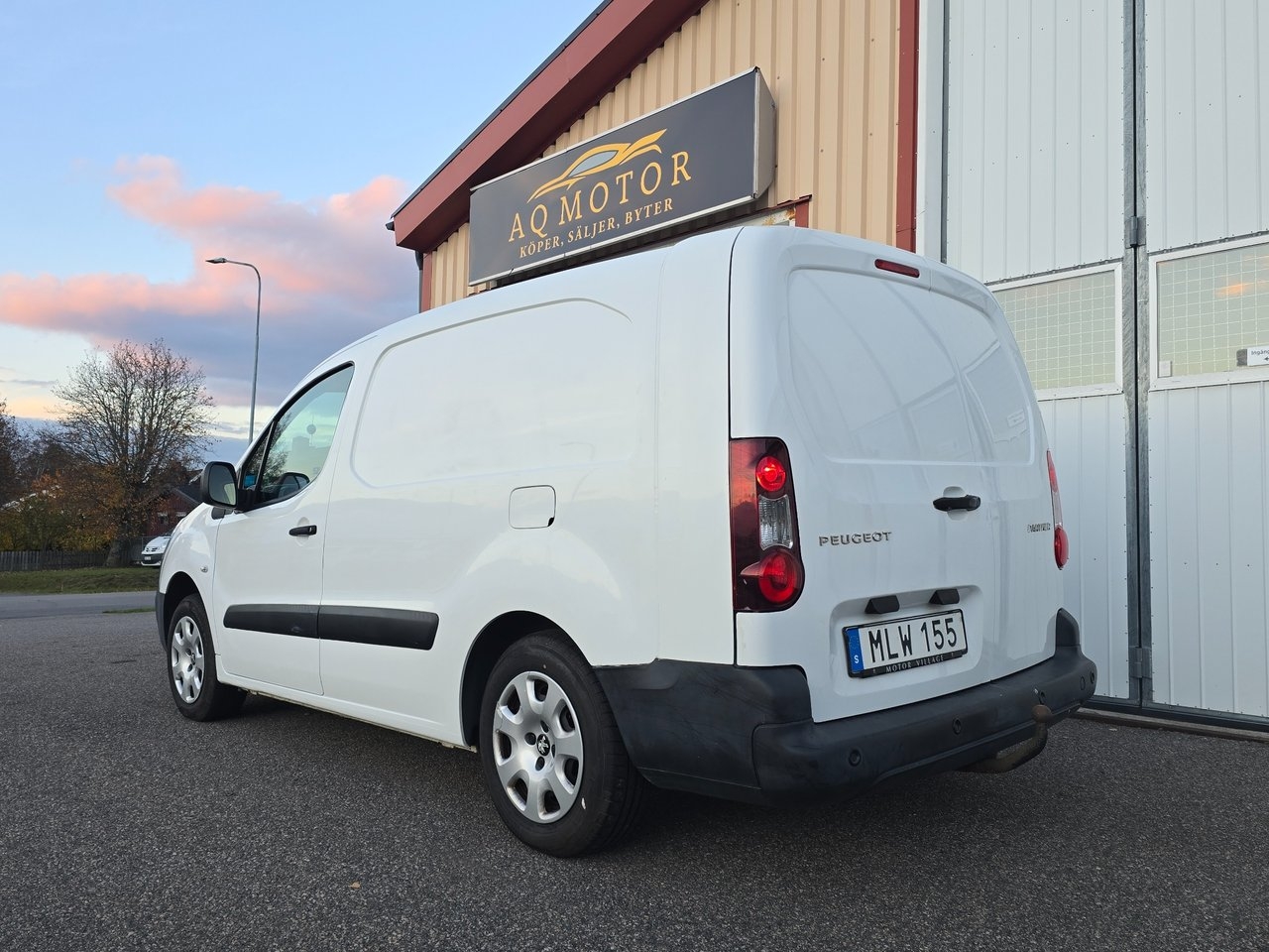 Peugeot Partner BlueHDi 100 2018, bild 5/10