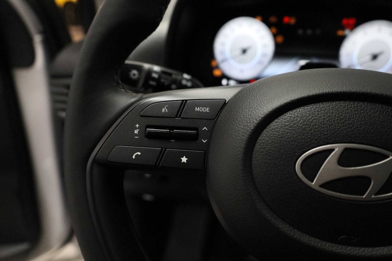 Hyundai i20 1.0 T-GDI Essential 2027, photo 9/10