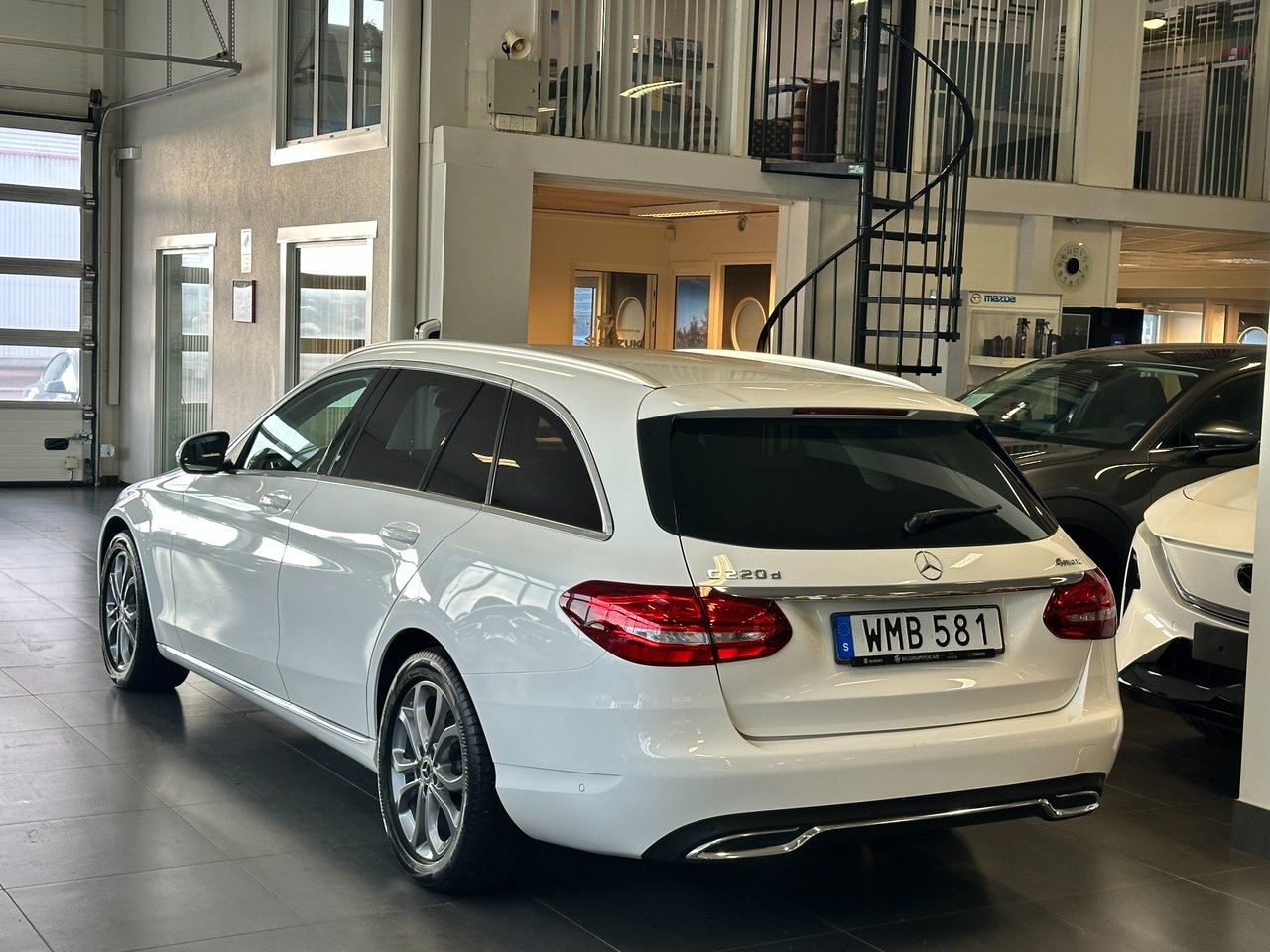 Mercedes-Benz C 220 d Avantgarde 2018, bild 2/10
