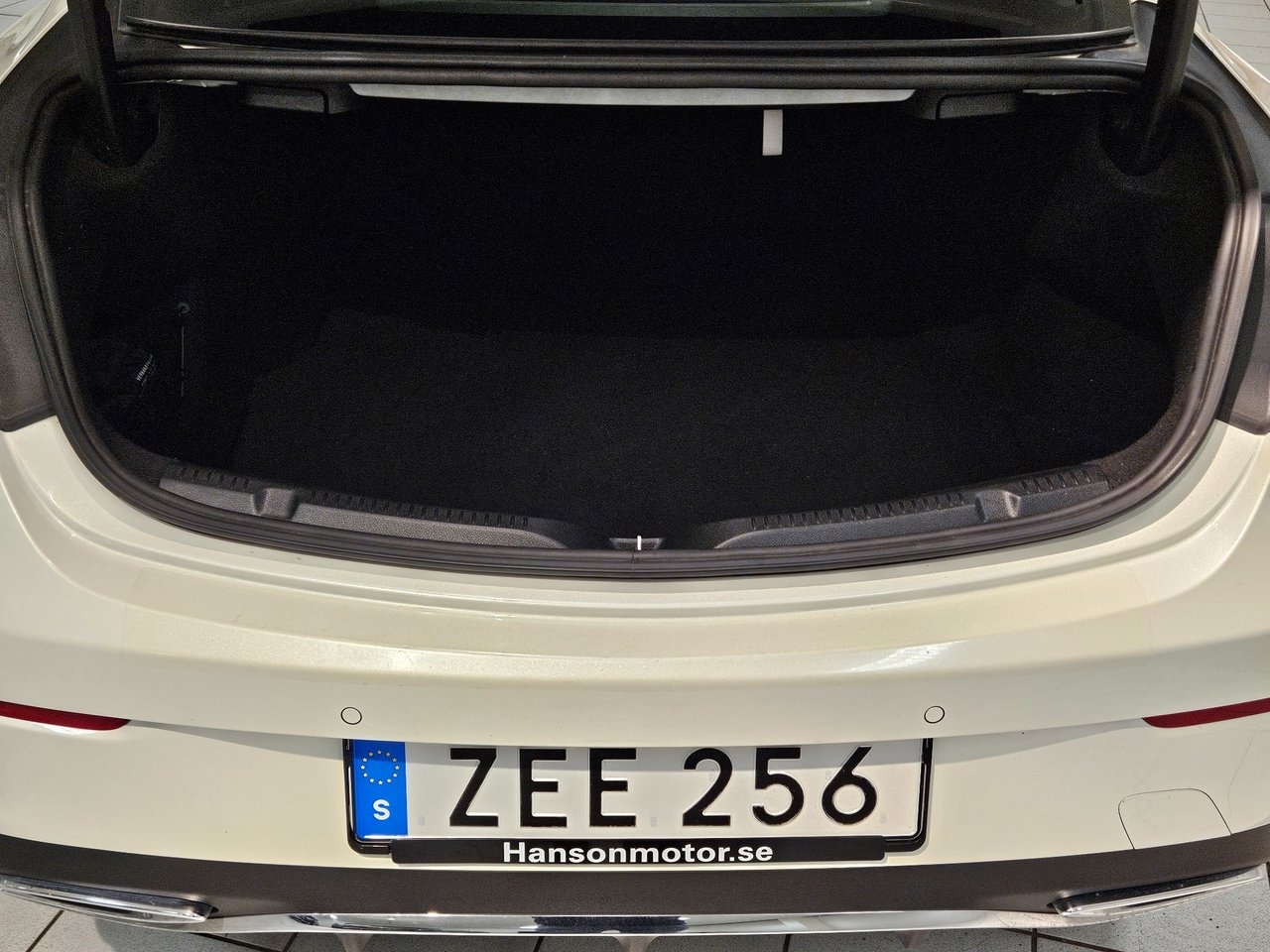 Mercedes-Benz E 220 d AMG Line 2018, bild 5/10