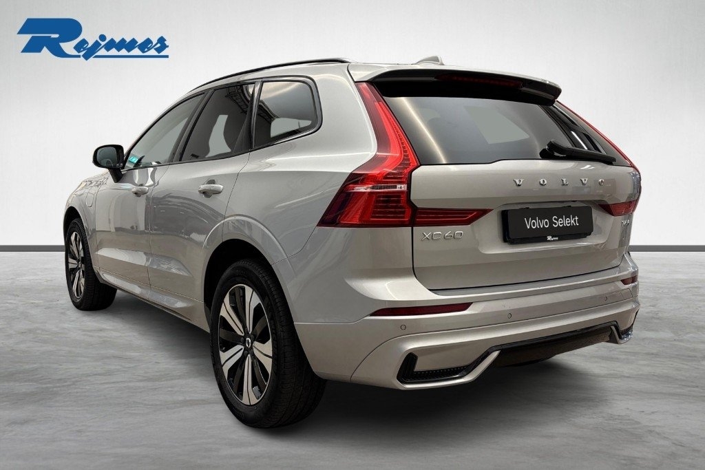 Volvo XC60 Plus Dark 2025, bild 4/10