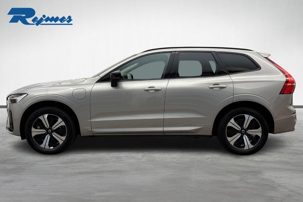 Volvo XC60 Plus Dark 2025, bild 3/10