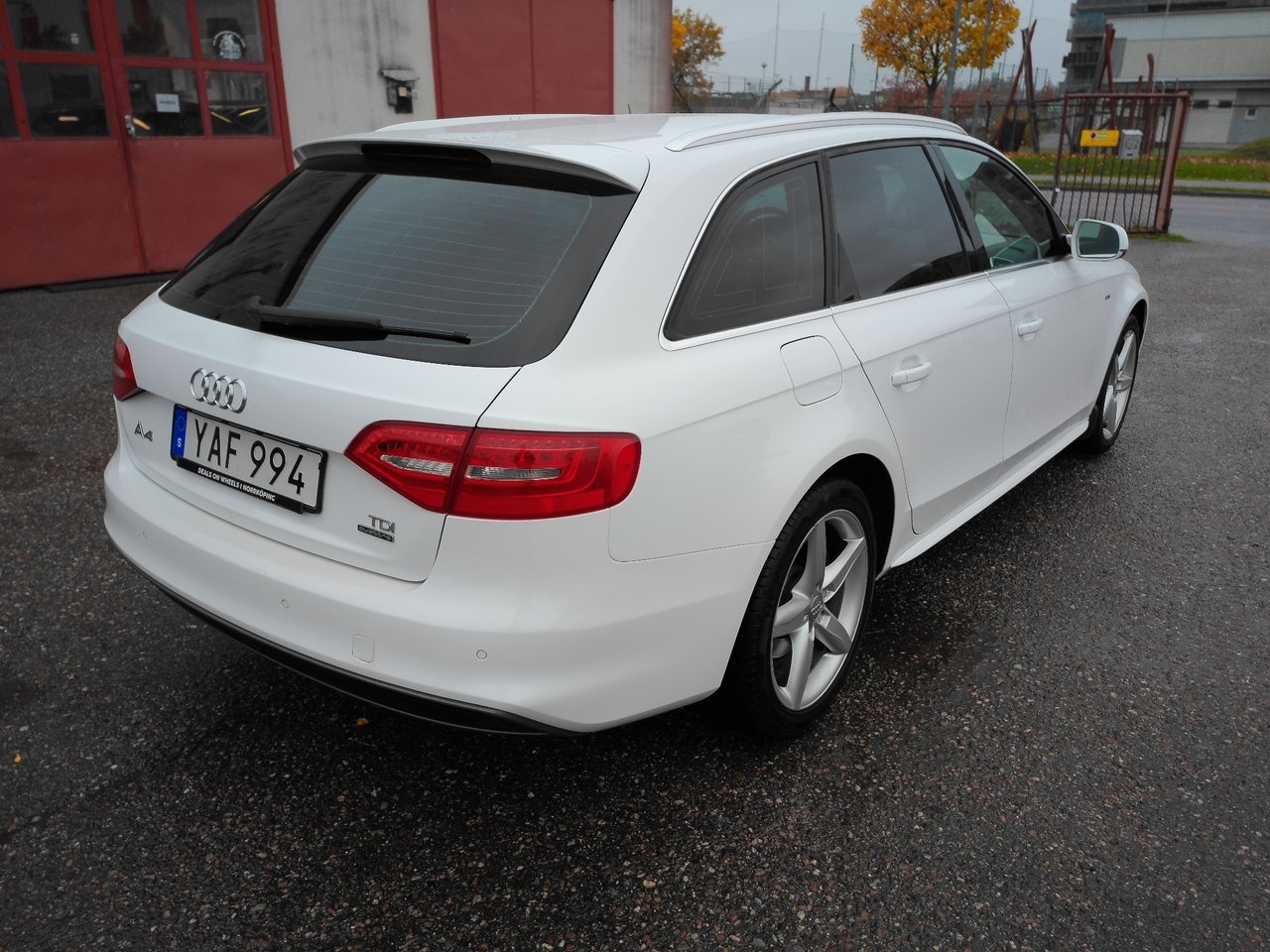 Audi A4 2.0 TDI 2015, bild 3/10