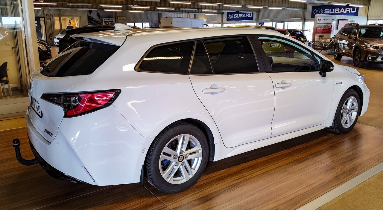 Suzuki Swace 1.8 Hybrid 2021, bild 4/8