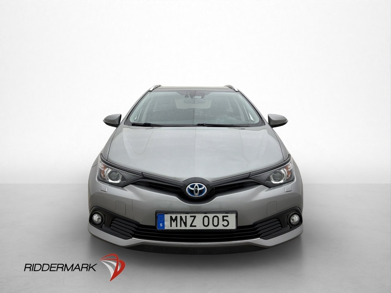 Toyota Auris 1.8 Hybrid 2018, bild 2/10