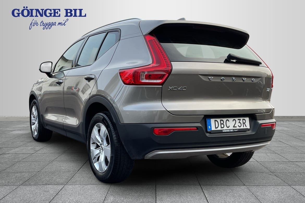 Volvo XC40 T2 Momentum 2022, bild 6/10