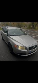 Volvo V70 Momentum 2008, bild 2/7