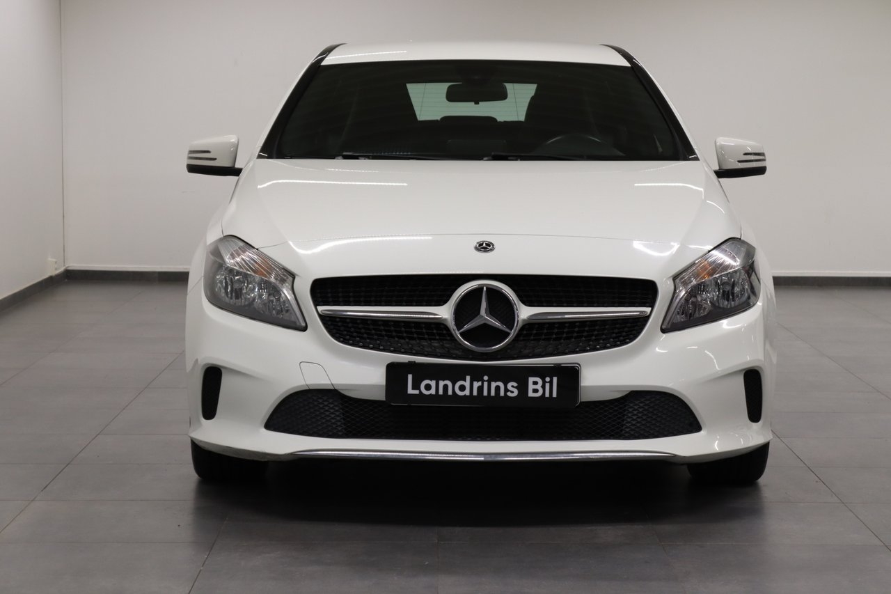 Mercedes-Benz A 180 Style 2018, bild 2/10