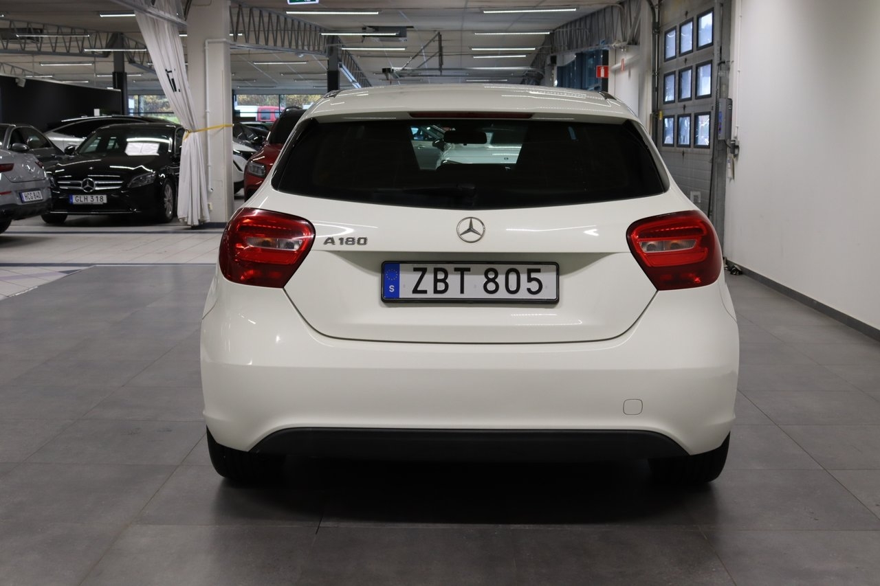 Mercedes-Benz A 180 Style 2018, bild 5/10